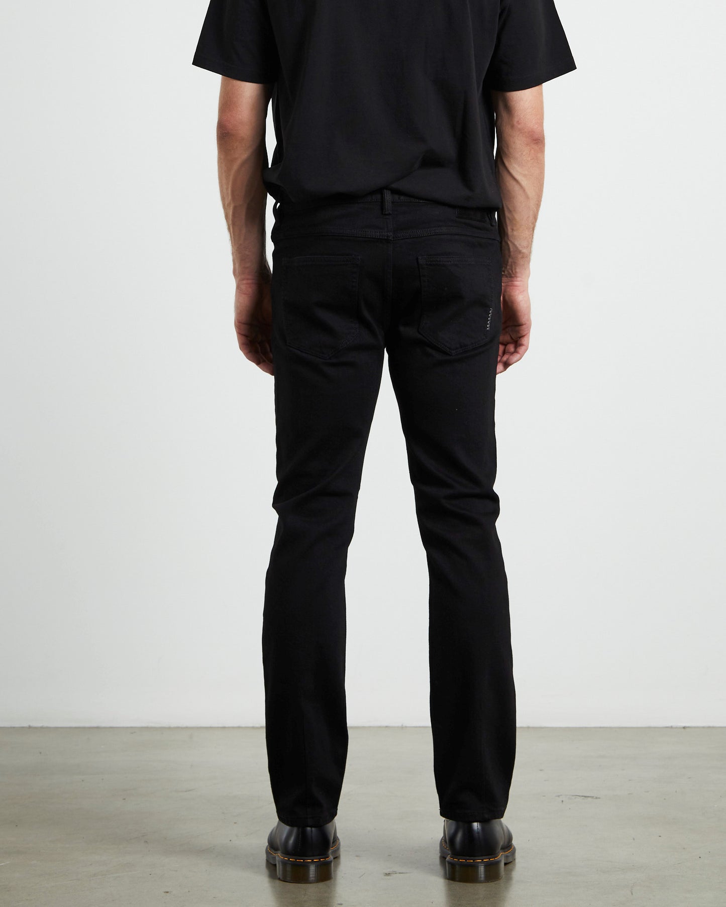 Lou Straight Leg Denim Jeans Perfecto