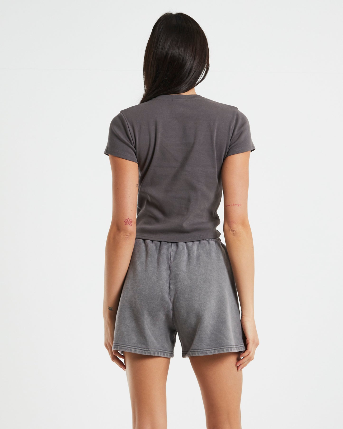 Dazed & confused Longline Tee in Charcoal