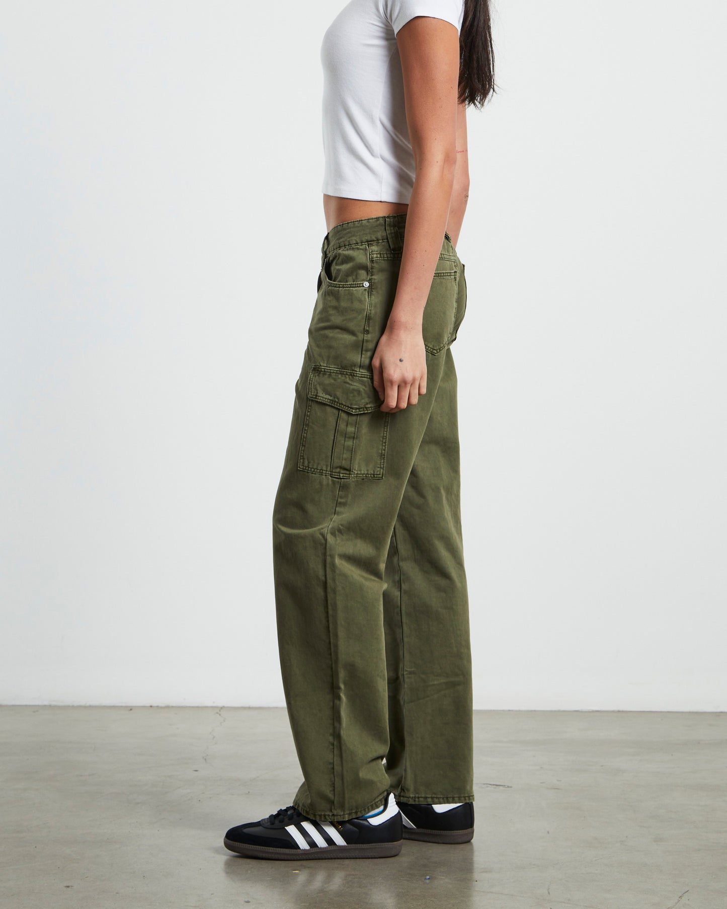 A Low Carrie Cargo Pants in Y2K Green