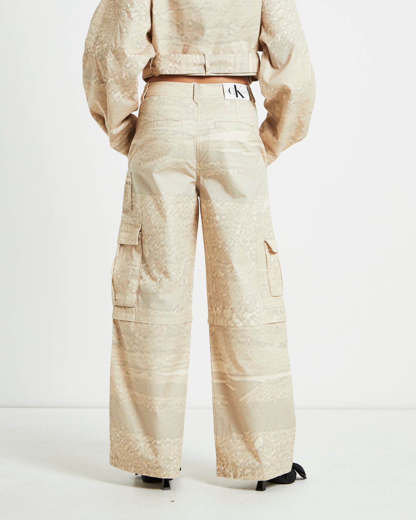 Loose Cargo Pants in Natural Beige