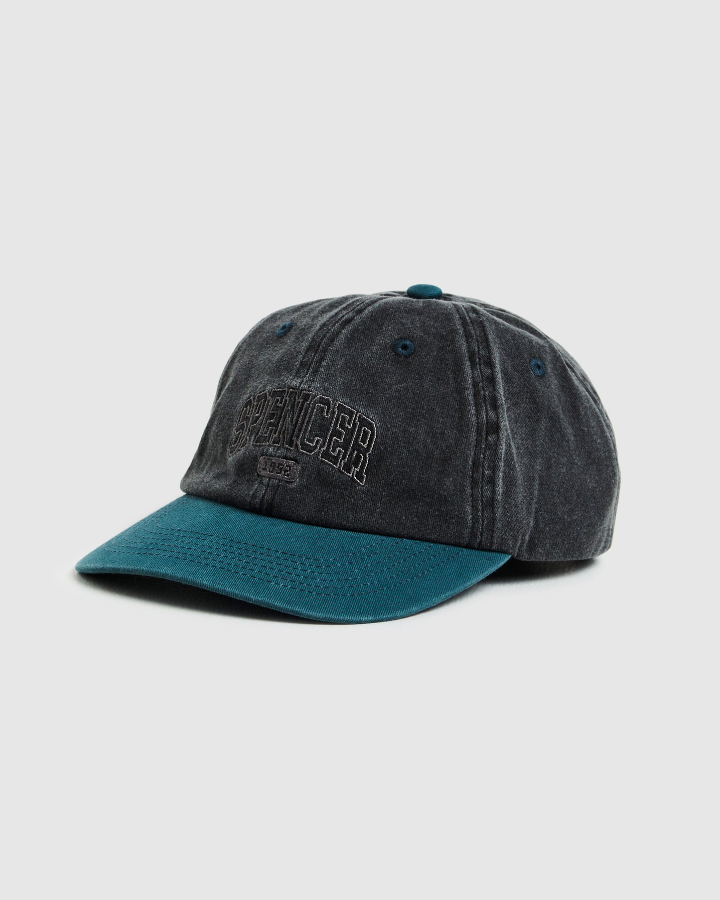 Seattle Contrast Cap in Black/Alpine Green