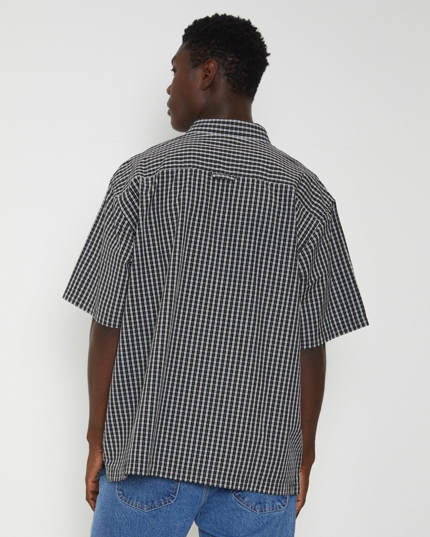 Skate Short Sleeve Shirt in Black
