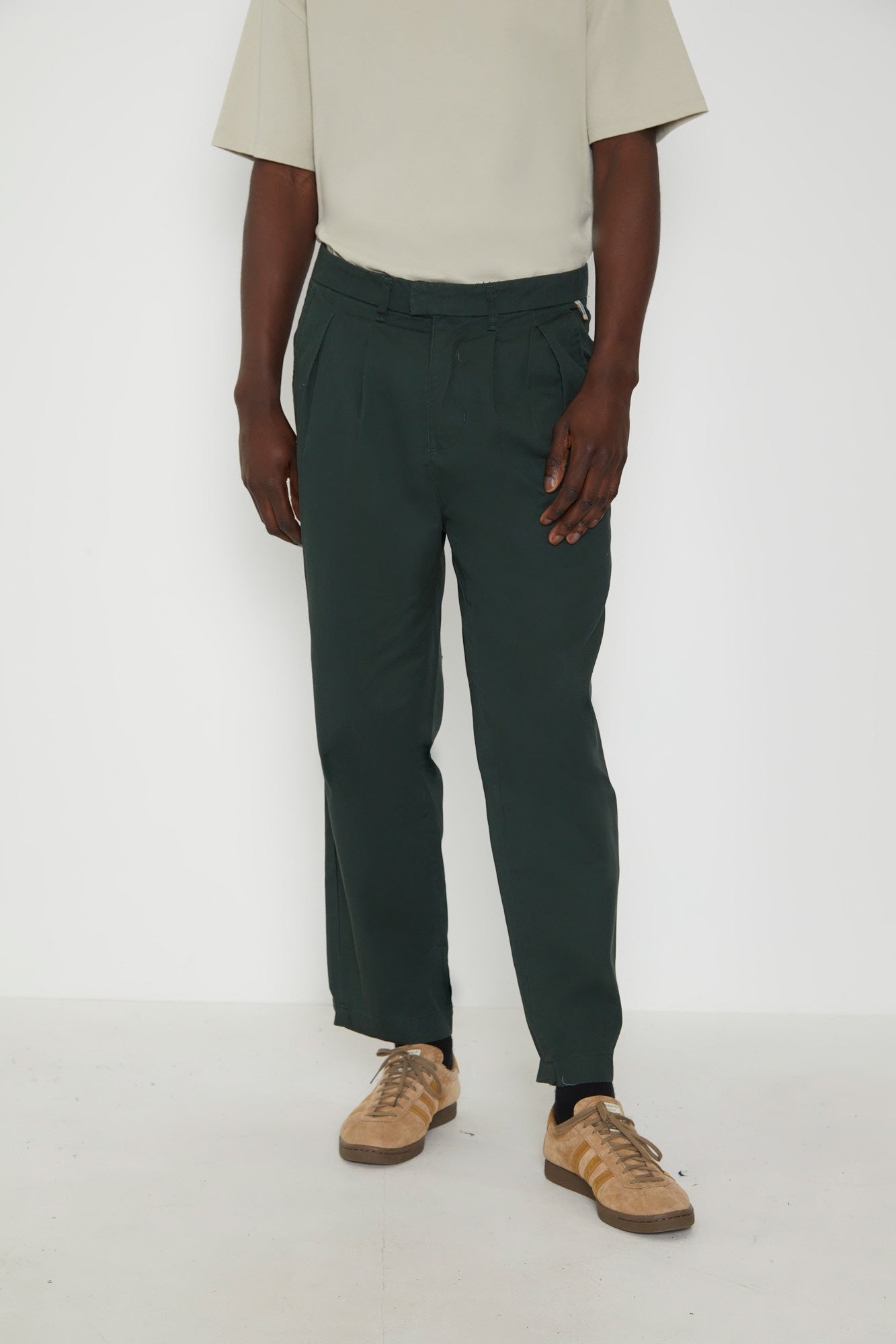 Harro Pleat Pants in Pine Green