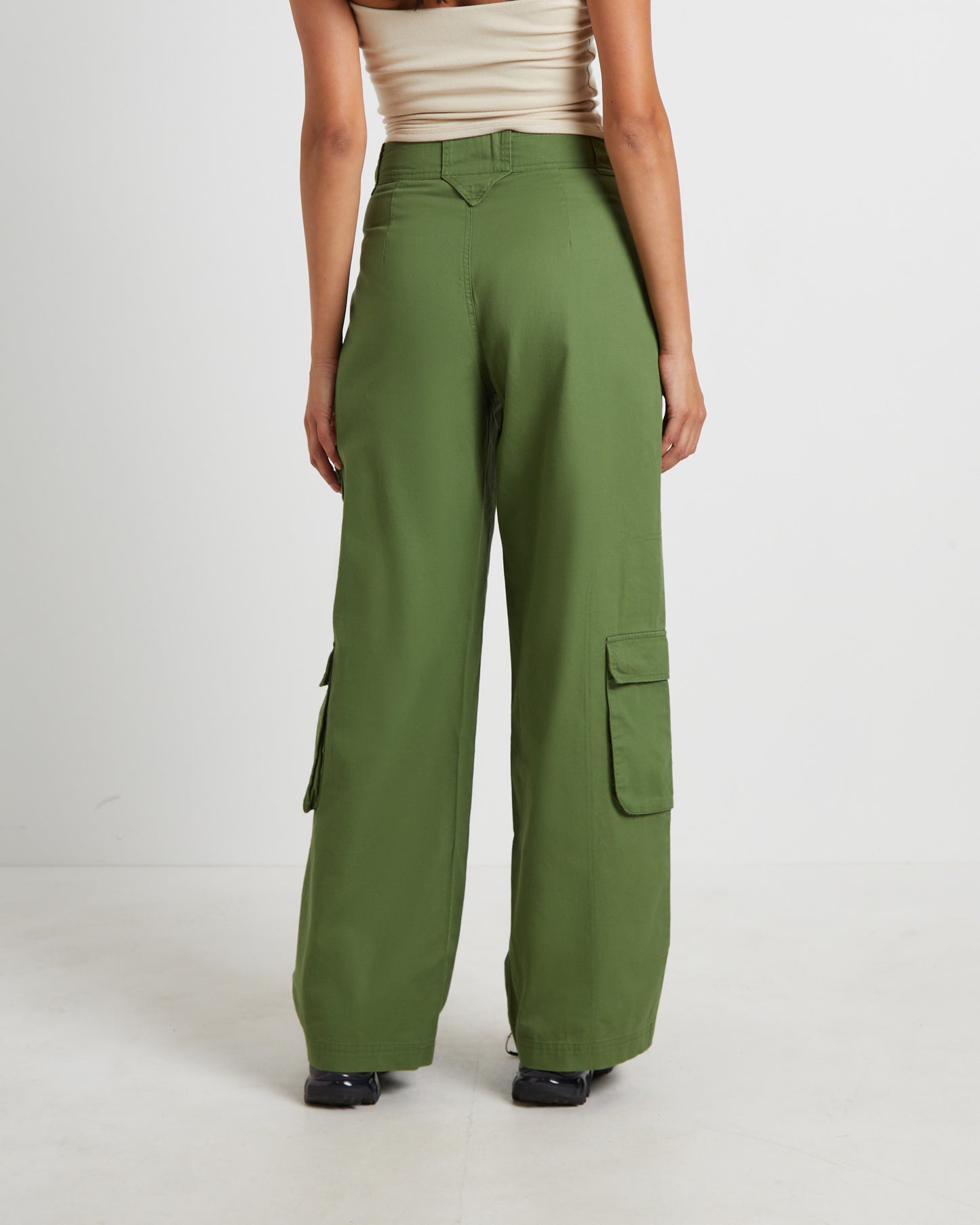 Water Pipe Cargo Pants in Khaki Green