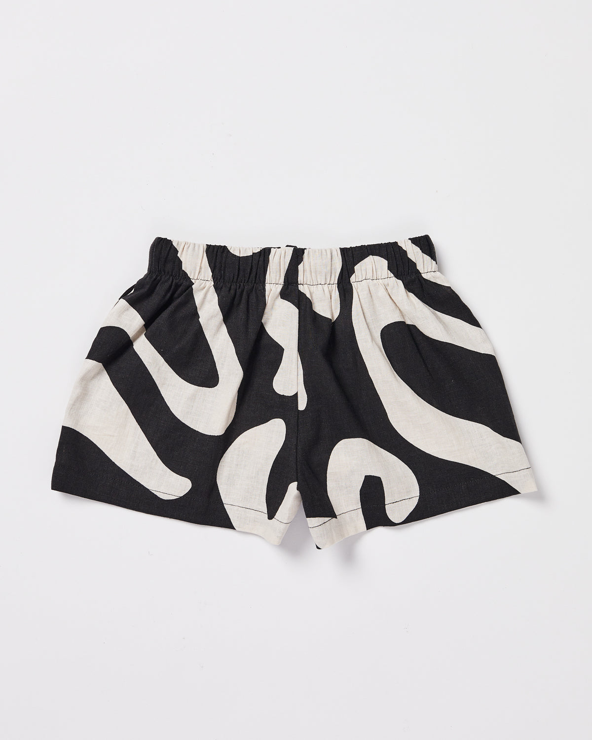 T-Shirtn Girls Charlie Swirl Shorts in Black BLACK/WHITE