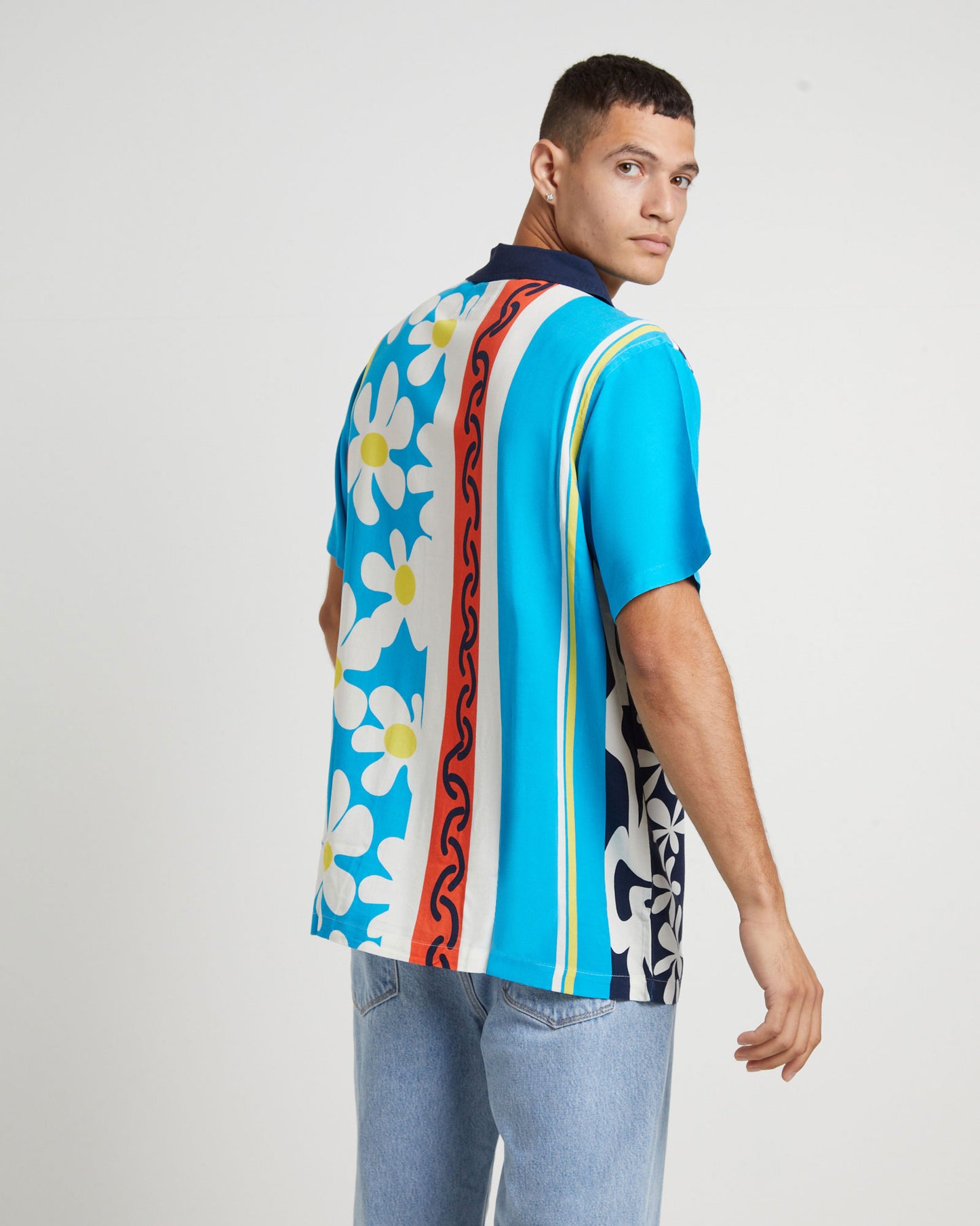 Heaven And Earth Short Sleeve Shirt in Blue