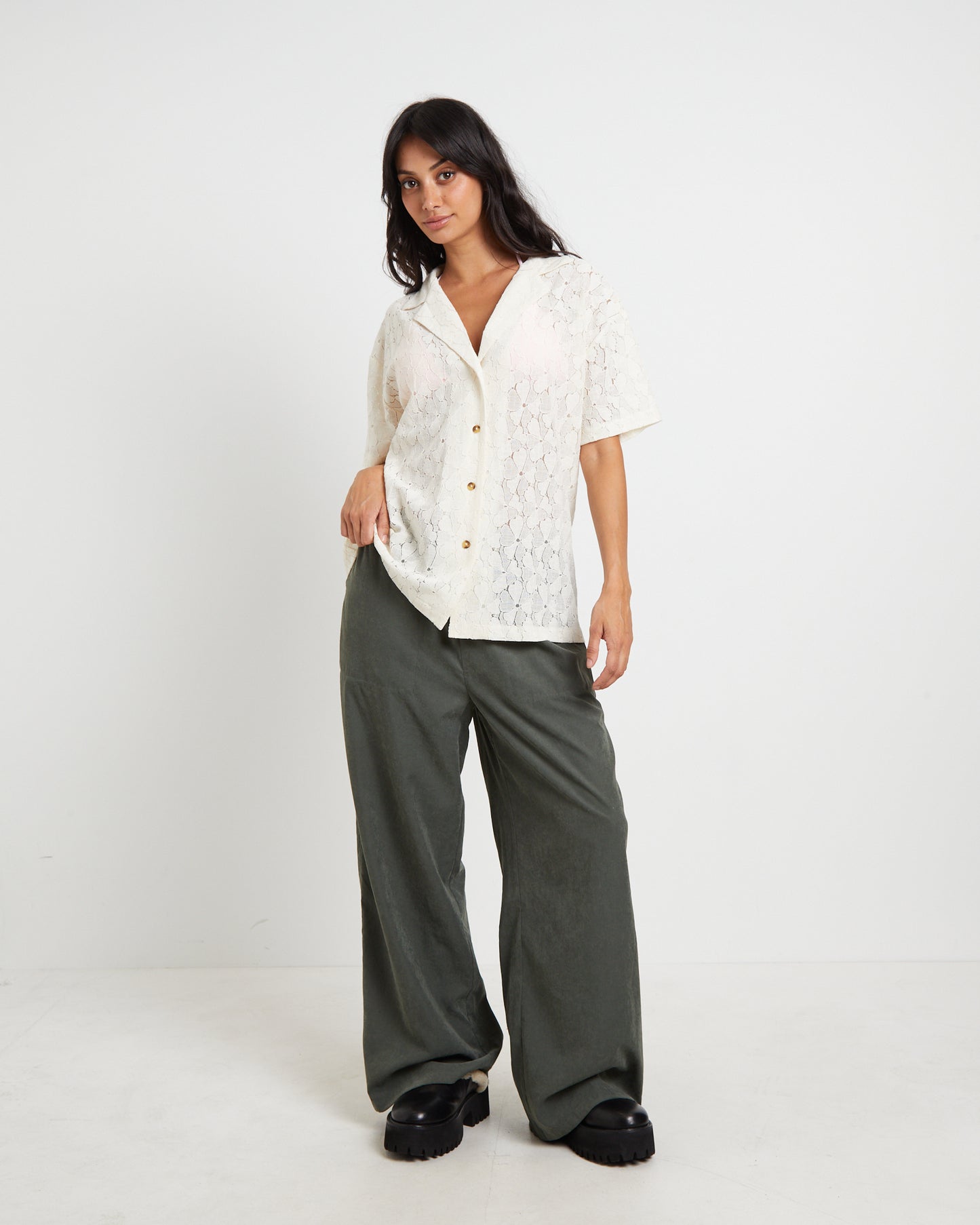 Fade Lace Short Sleeve Shirt in Cream