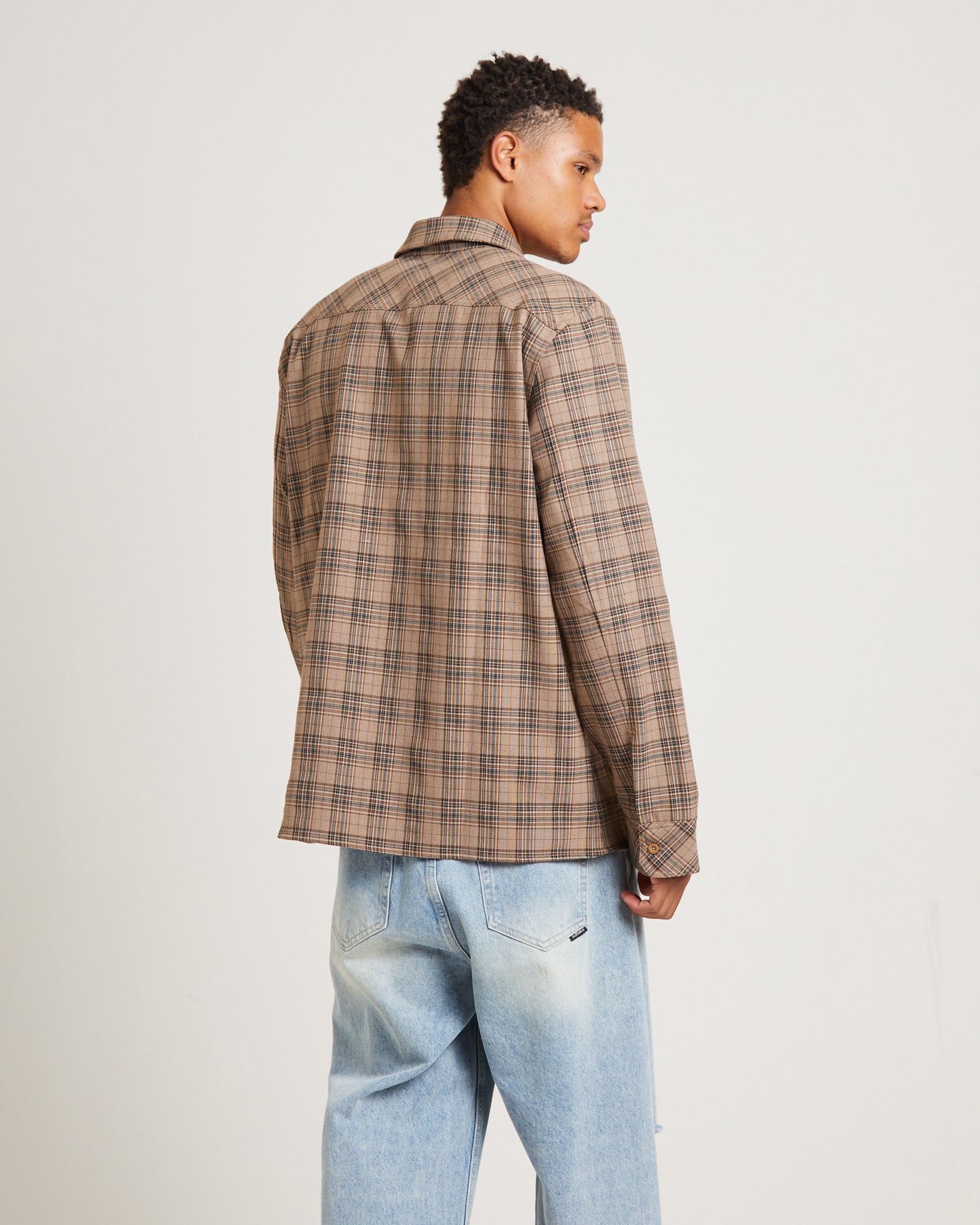 Brownsville Long Sleeve Shirt in Desert Sand