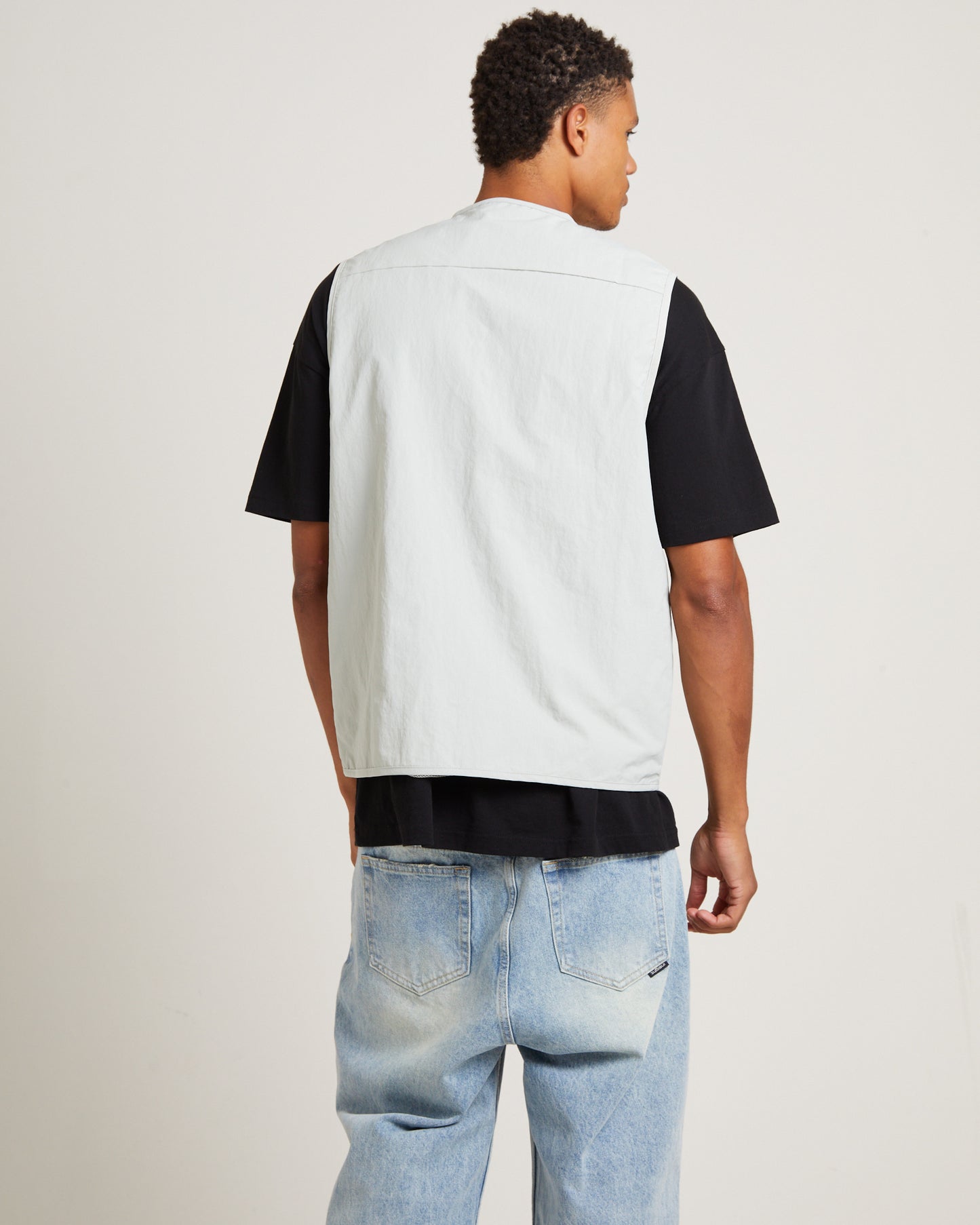 Angleton Vest in Pebble Grey