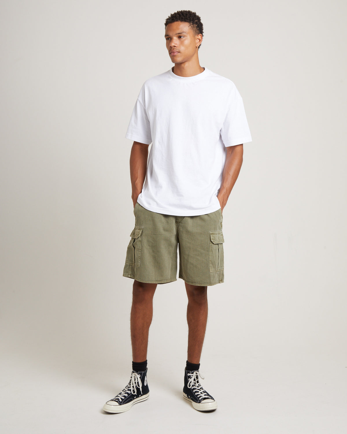 Rollas Cargo Shorts in Army FADED ARMY