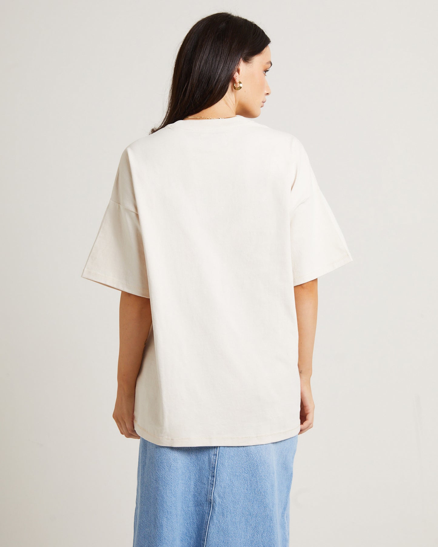 Boxy Slouch T-Shirt in Enochi Ecru