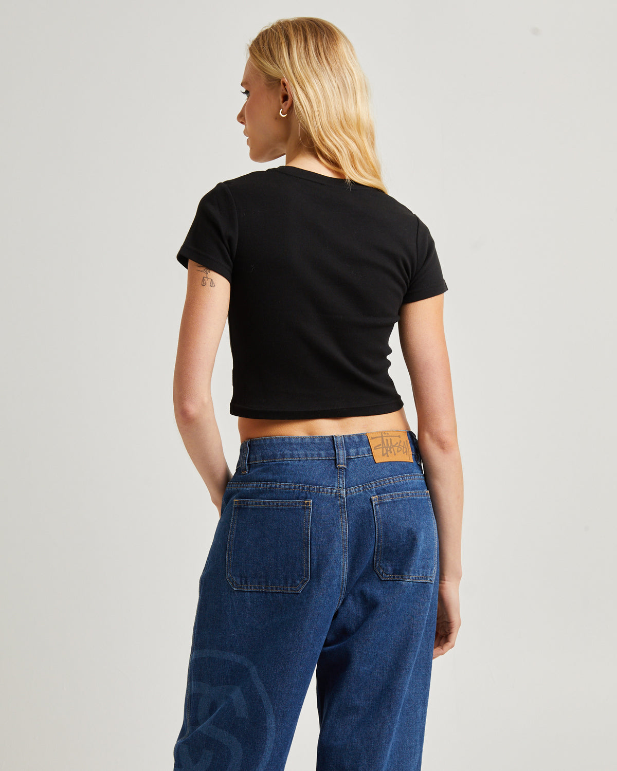 Graffiti EMB Rib Baby Tee Black BLACK