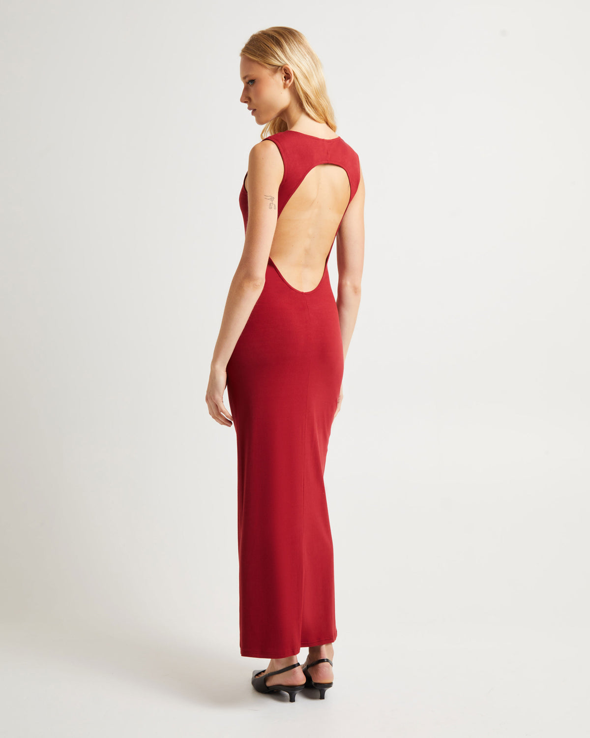 Dahlia Curve Cut Out Maxi Dress CHERRY