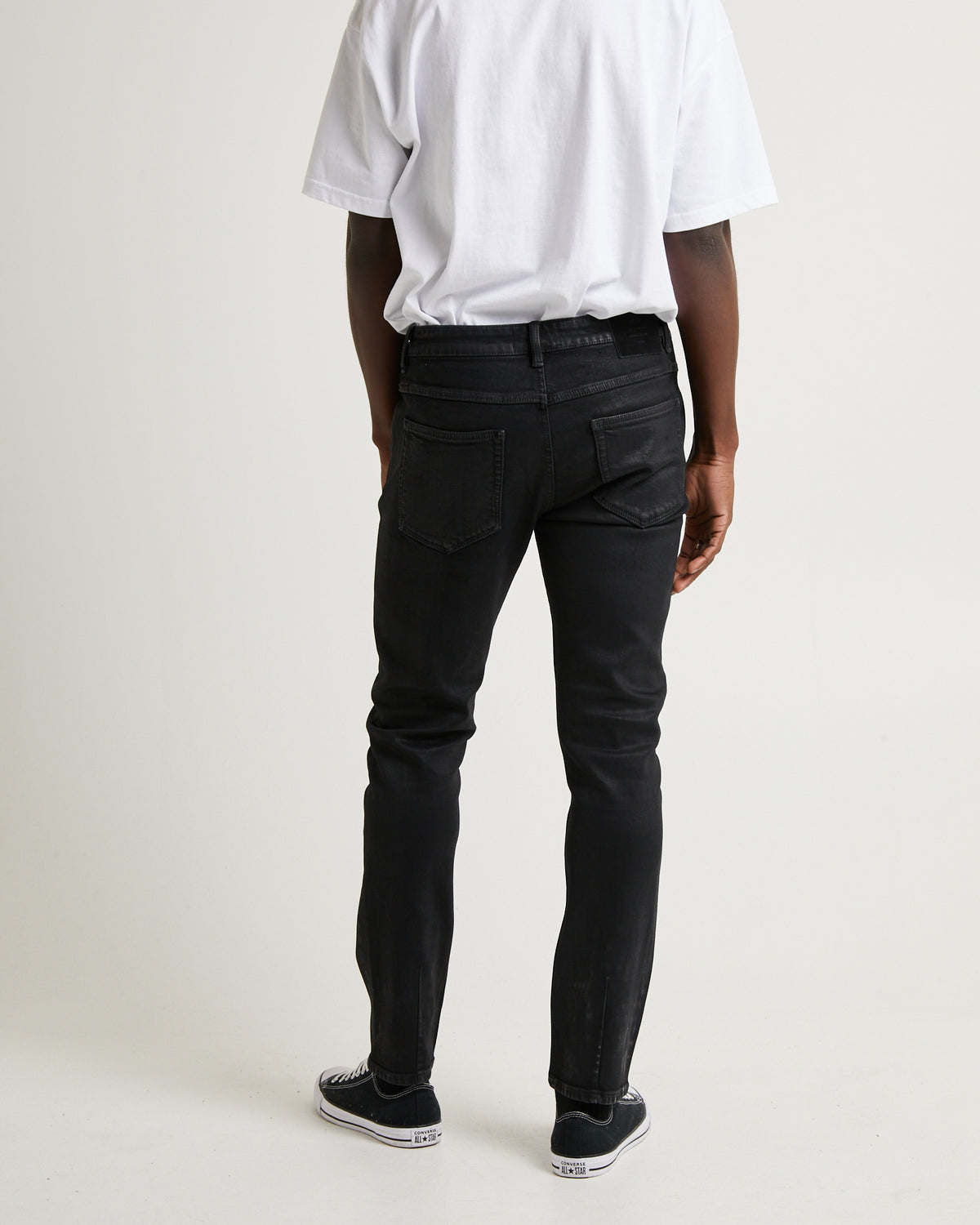 Lou Straight Denim Jeans Beyond BEYOND BLACK