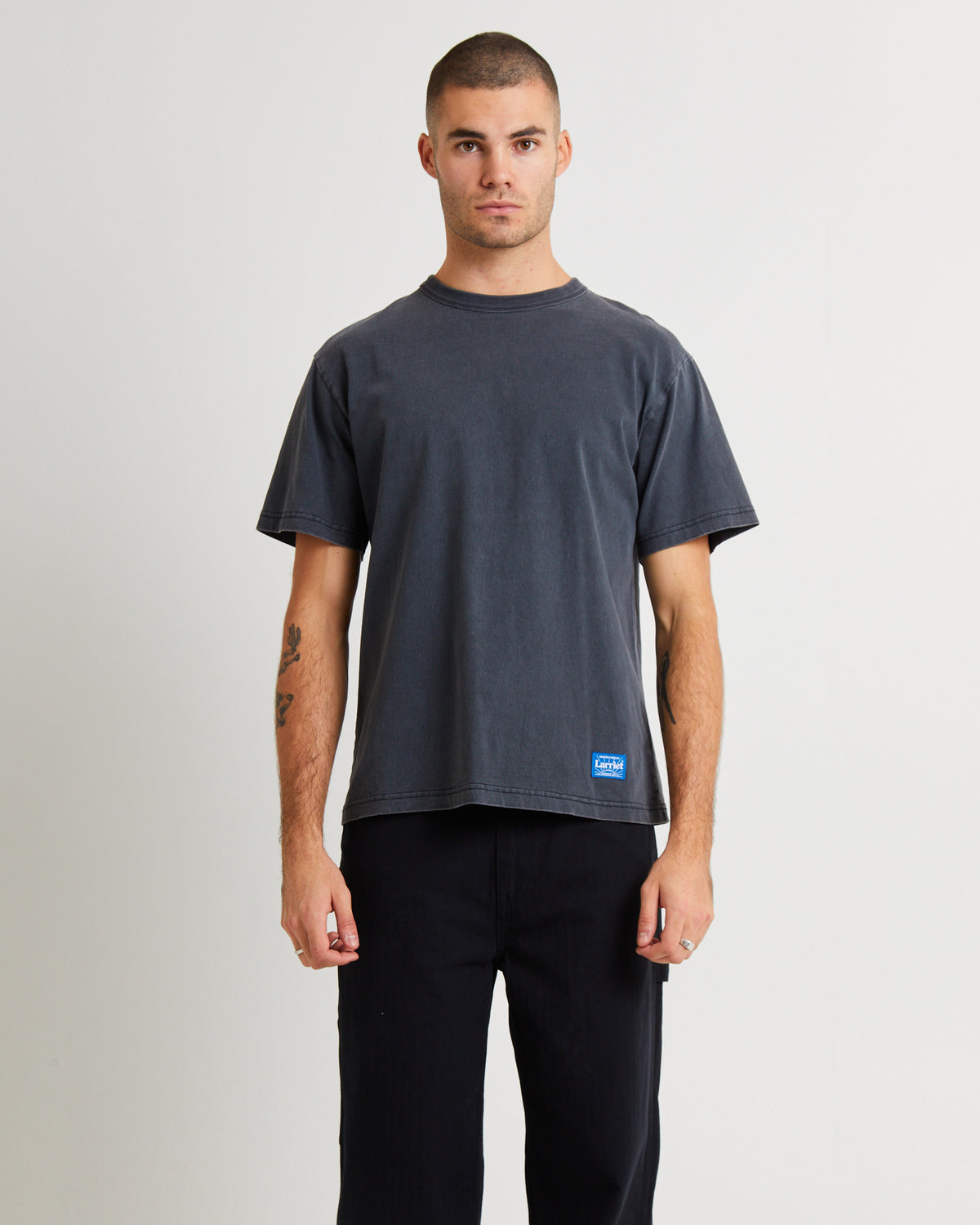 Standard T-Shirt Used Black Used Black
