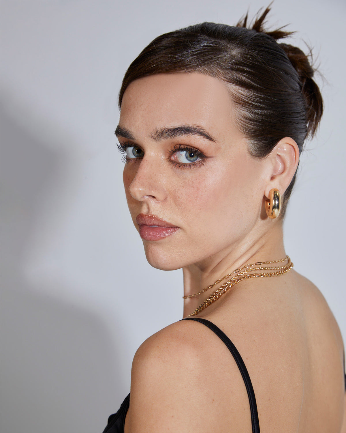Maddie Hoop Earring GOLD