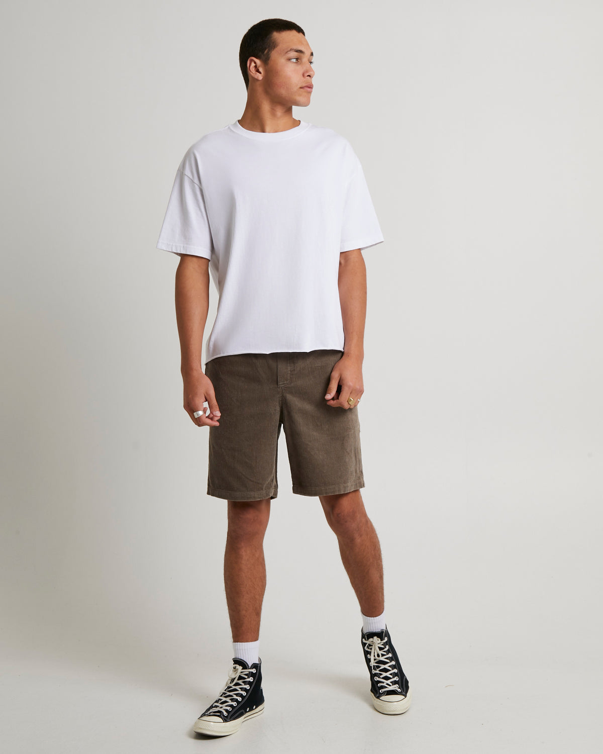 Bedford 2.0 Cord Shorts BROWN