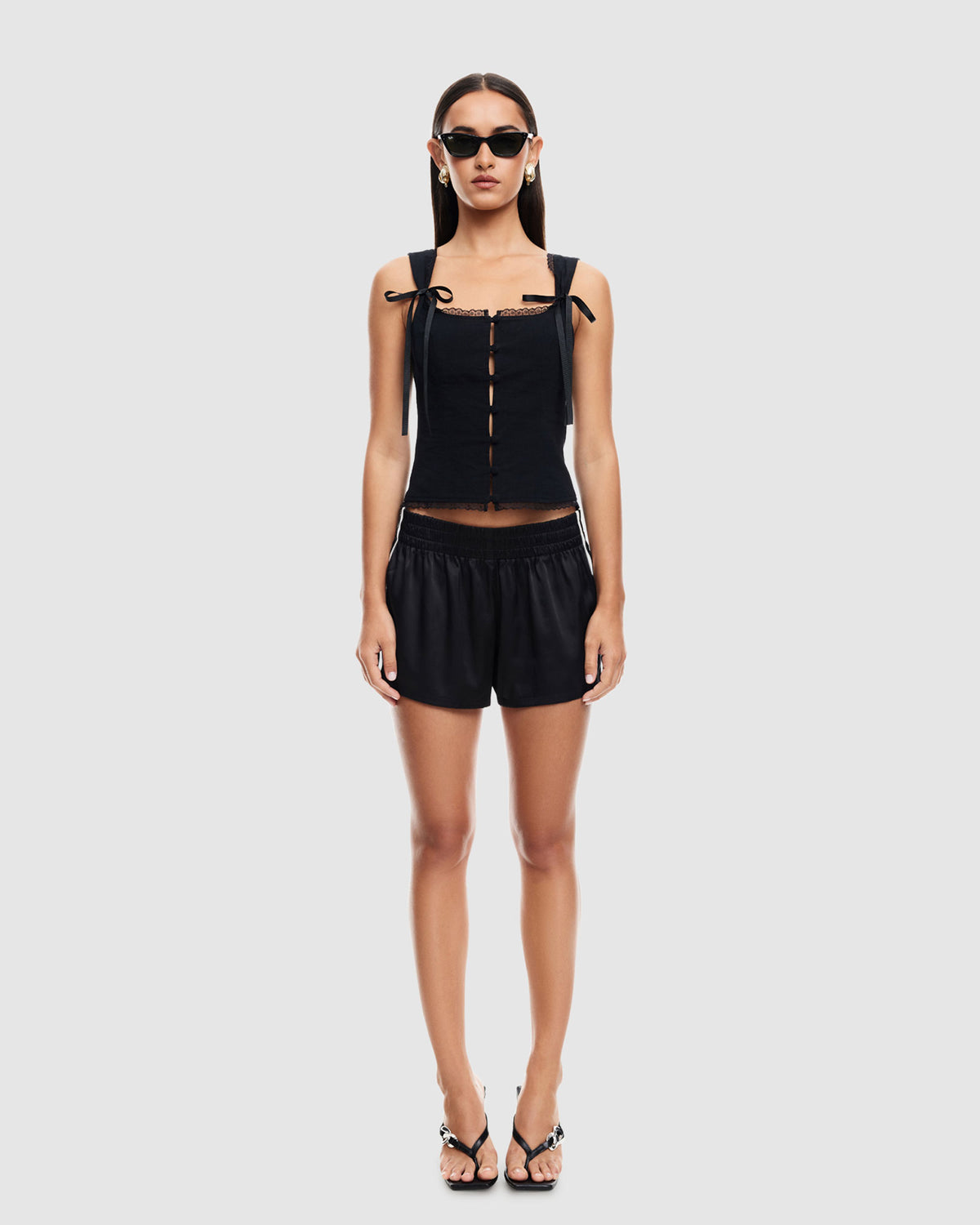 444 Shorts BLACK