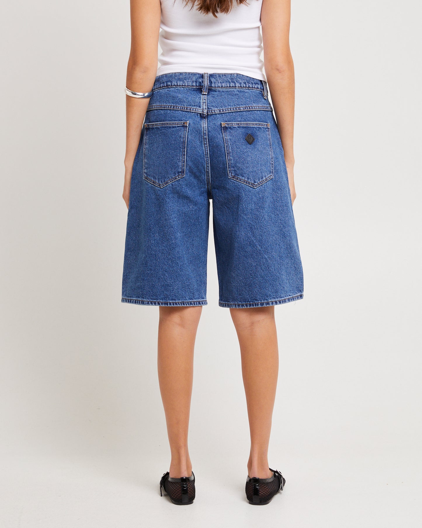 95 Mid Denim Jorts Bella