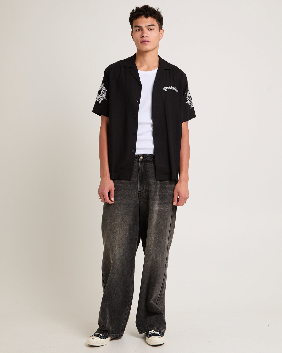 Visions Resort Short Sleeve Shirt BLACK