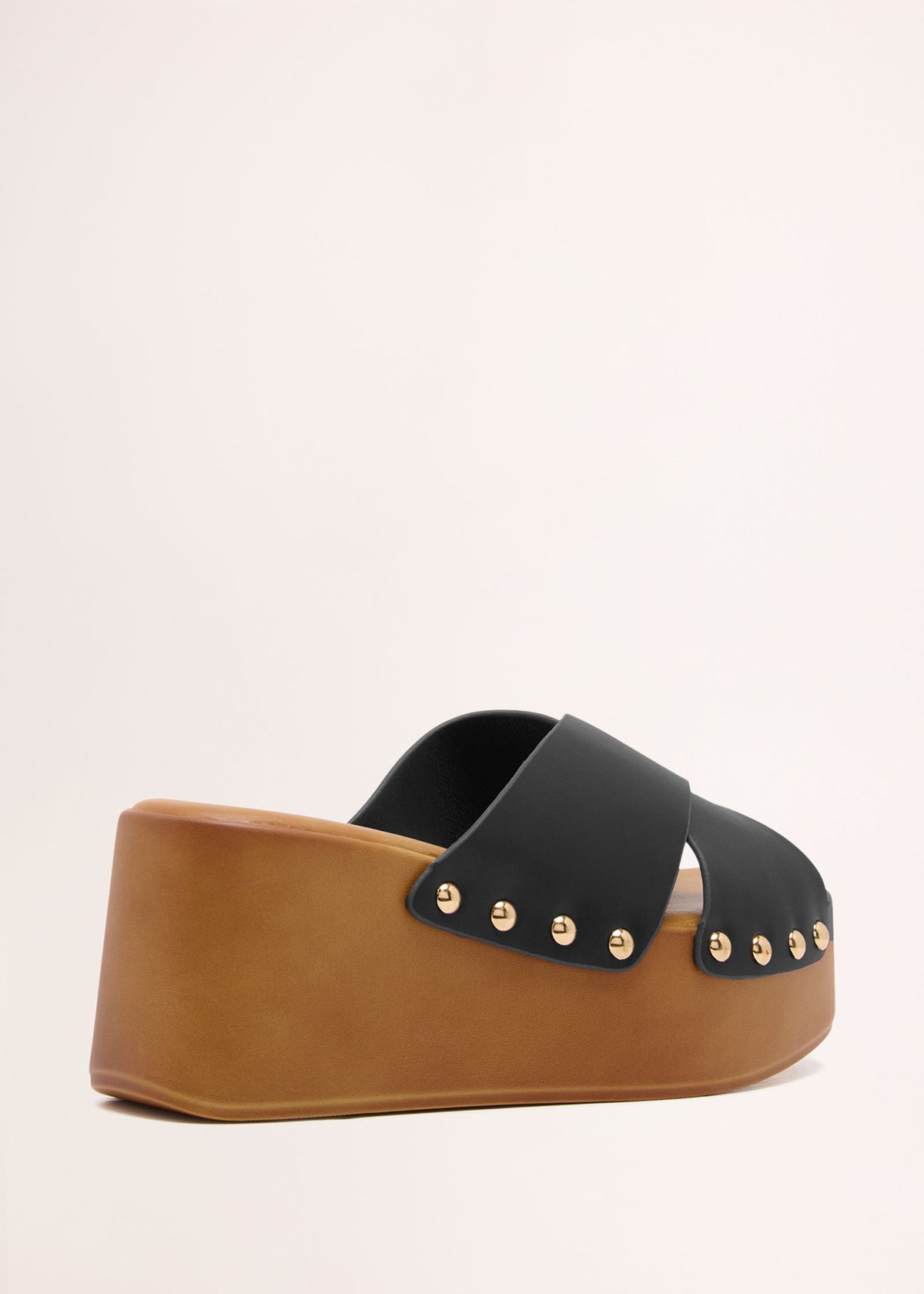 Iver Platform Clogs BLACK