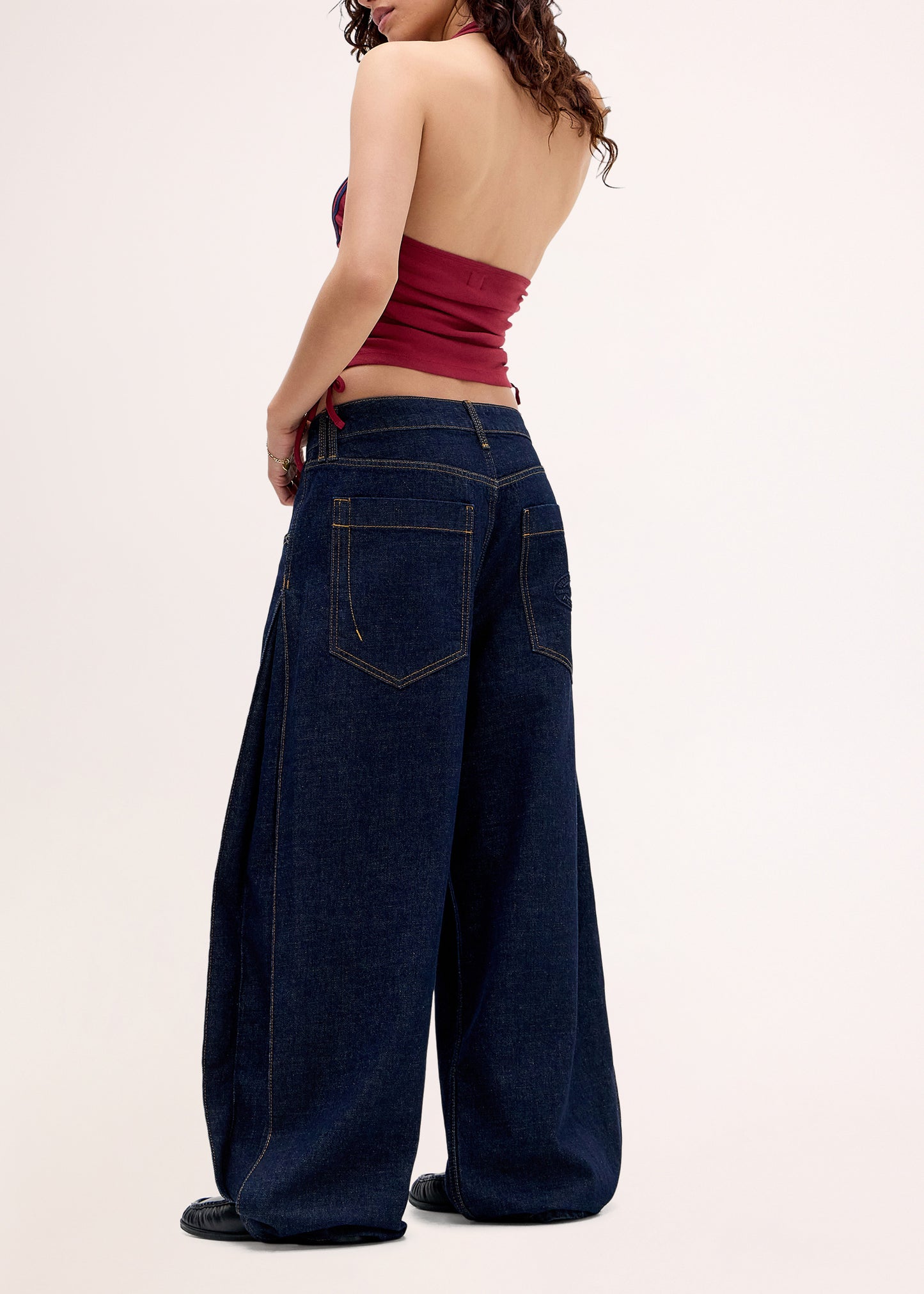 BDG Jaya Pleated Denim Jeans