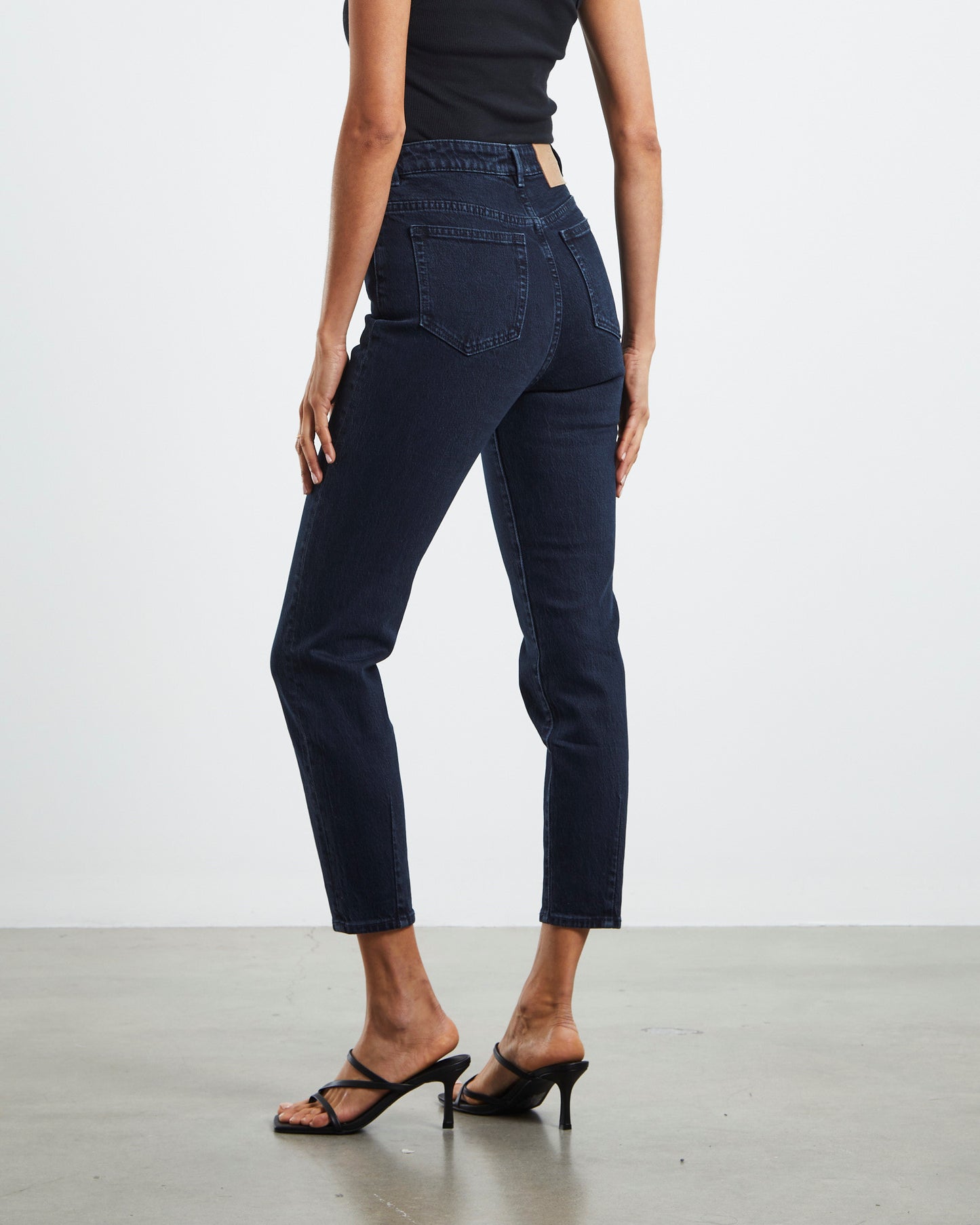 Lola Mom Jeans Fuse Blue
