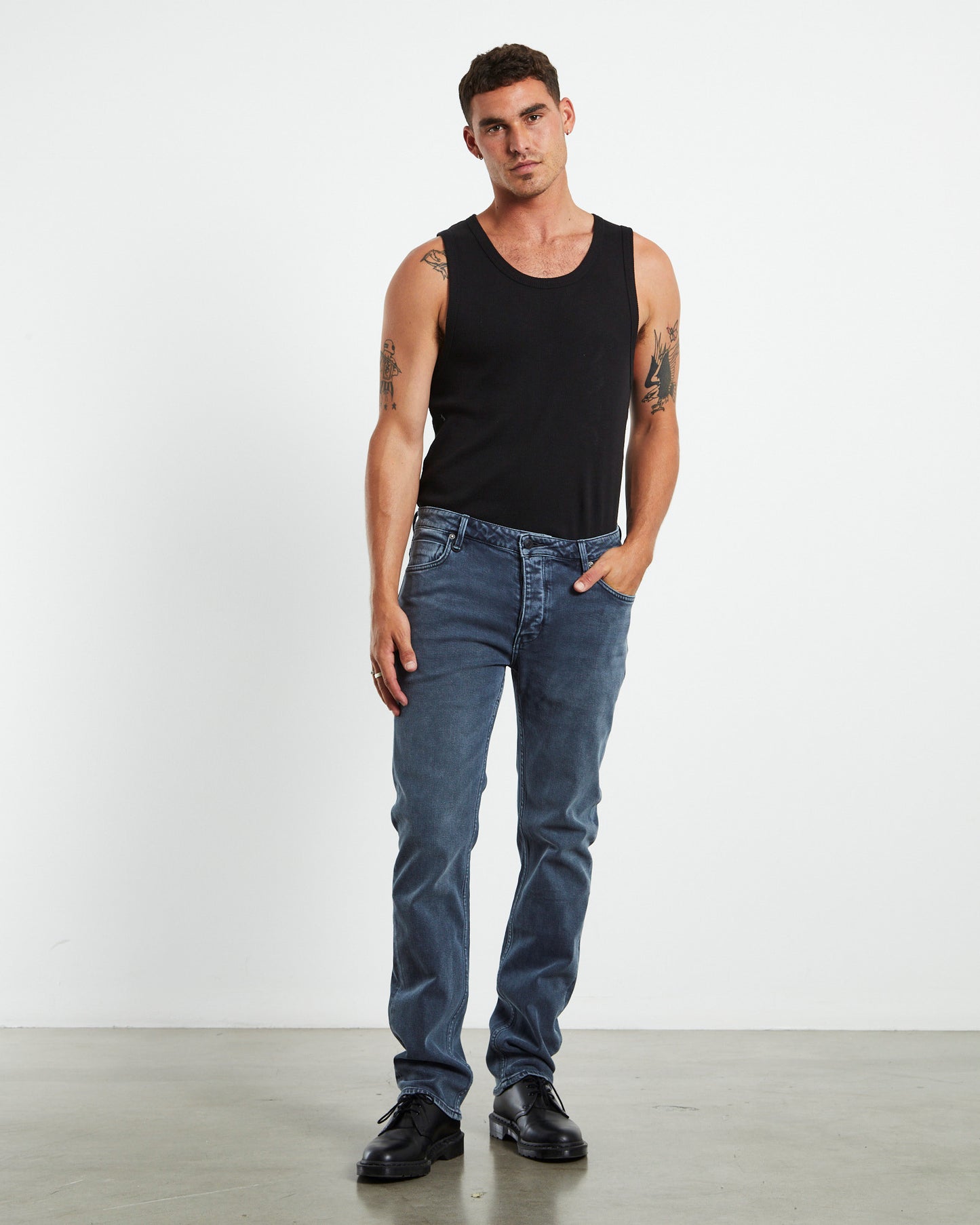 Lou Straight Denim Jeans Razor