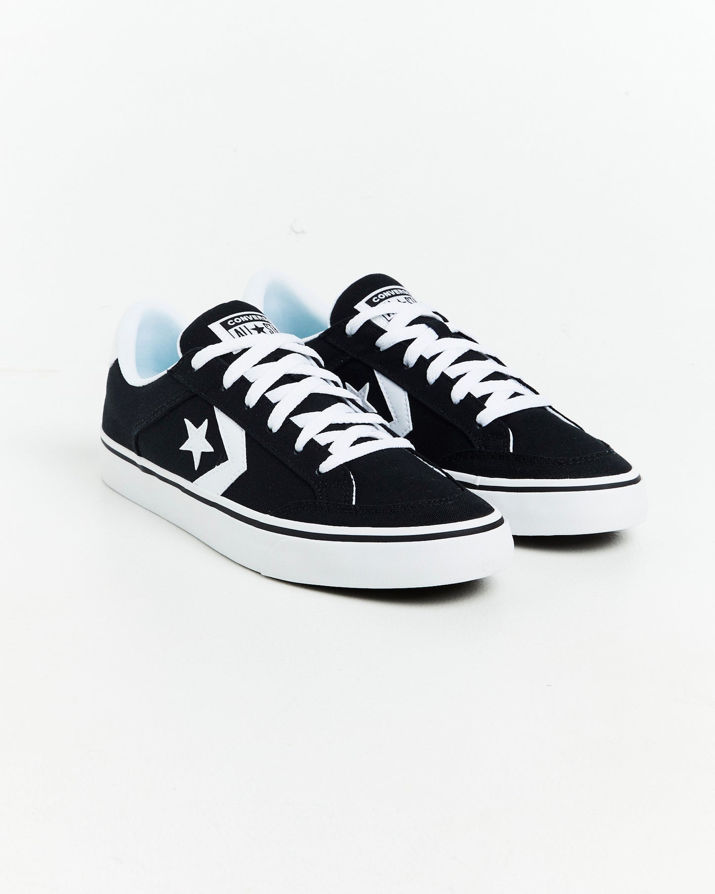 Tobin Canvas Ox Sneakers Black/White