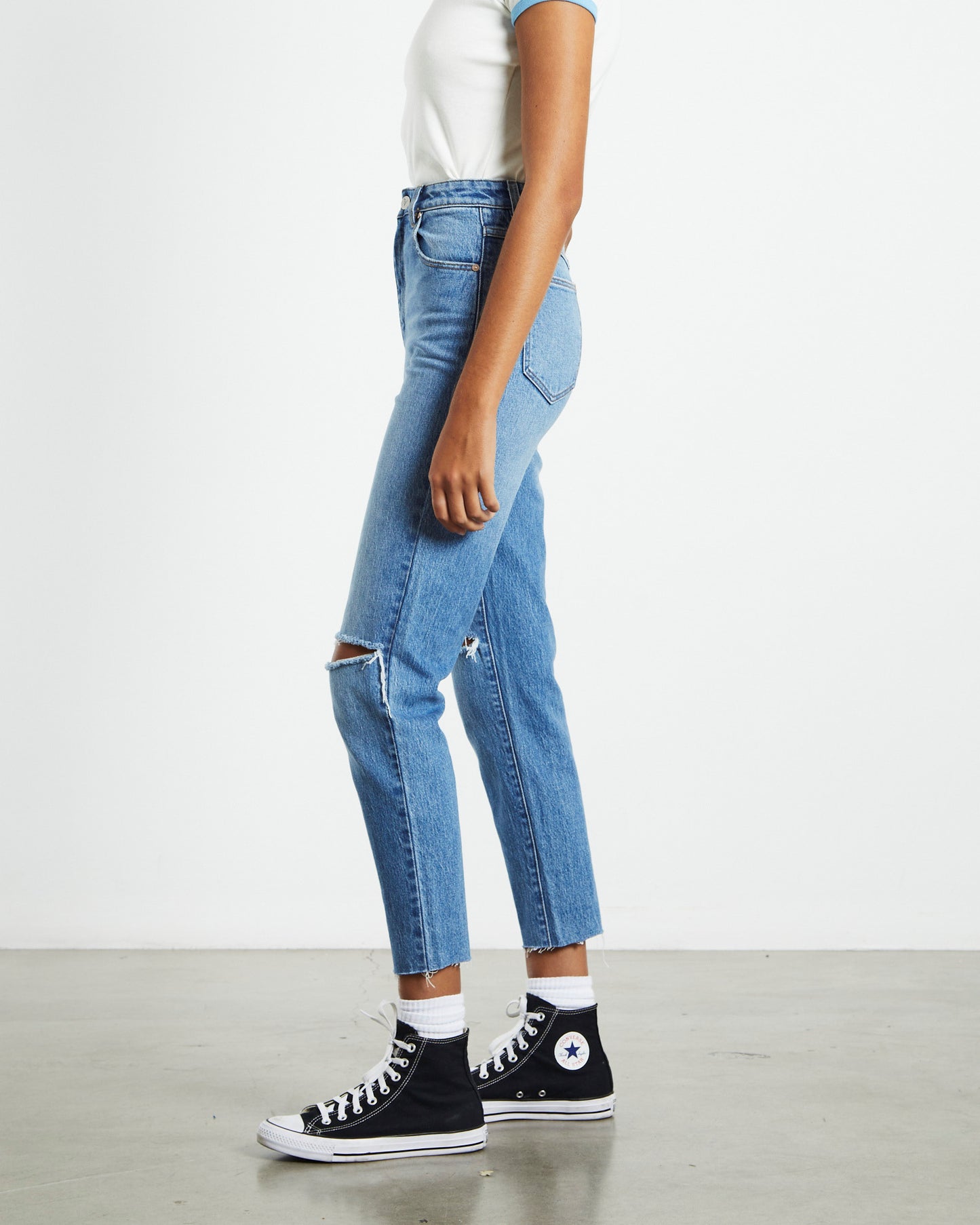 A 94 High Rise Slim Leg Ripped Jeans Mila Organic Blue