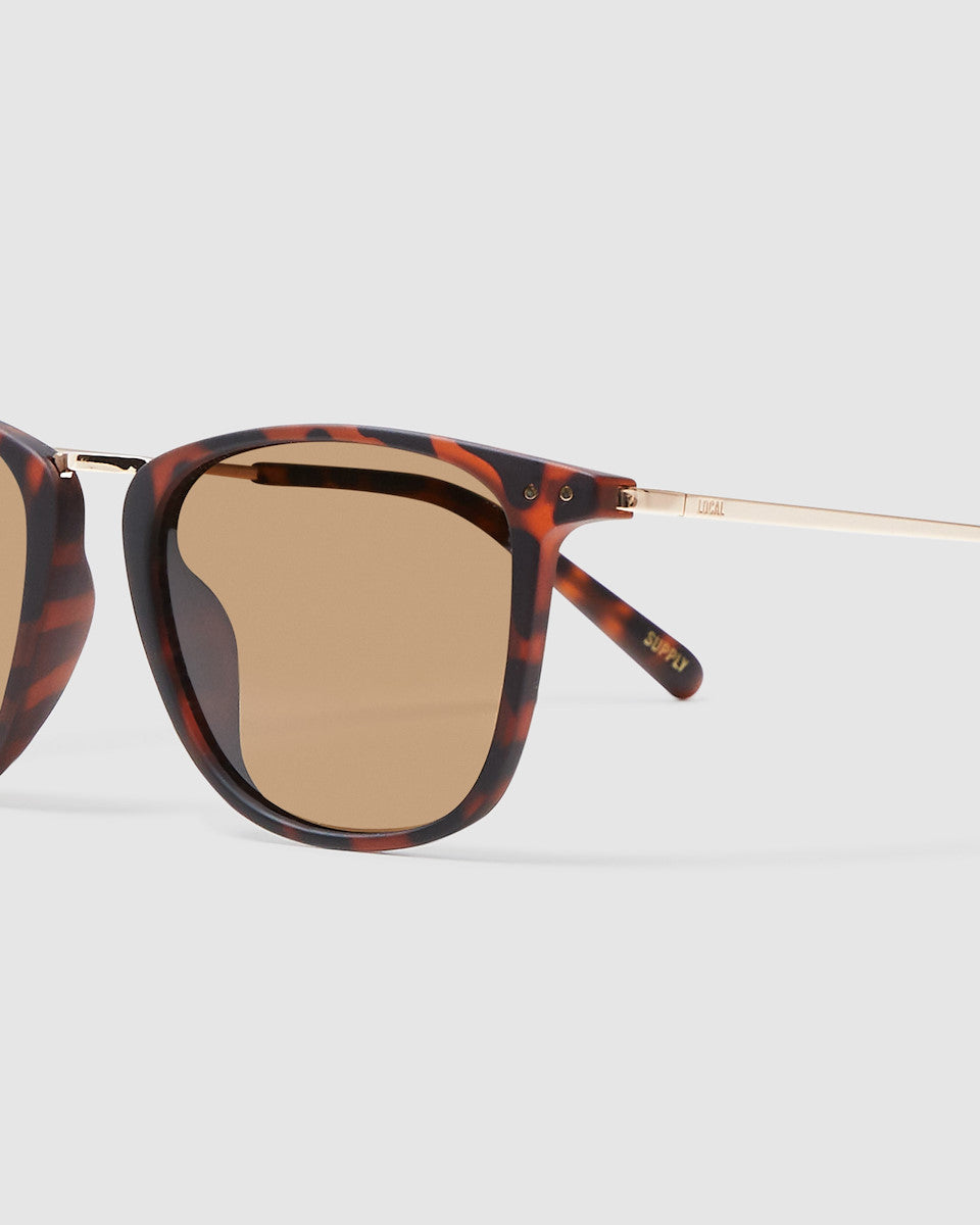 NYC Sunglasses Matte Tort Brown BROWN