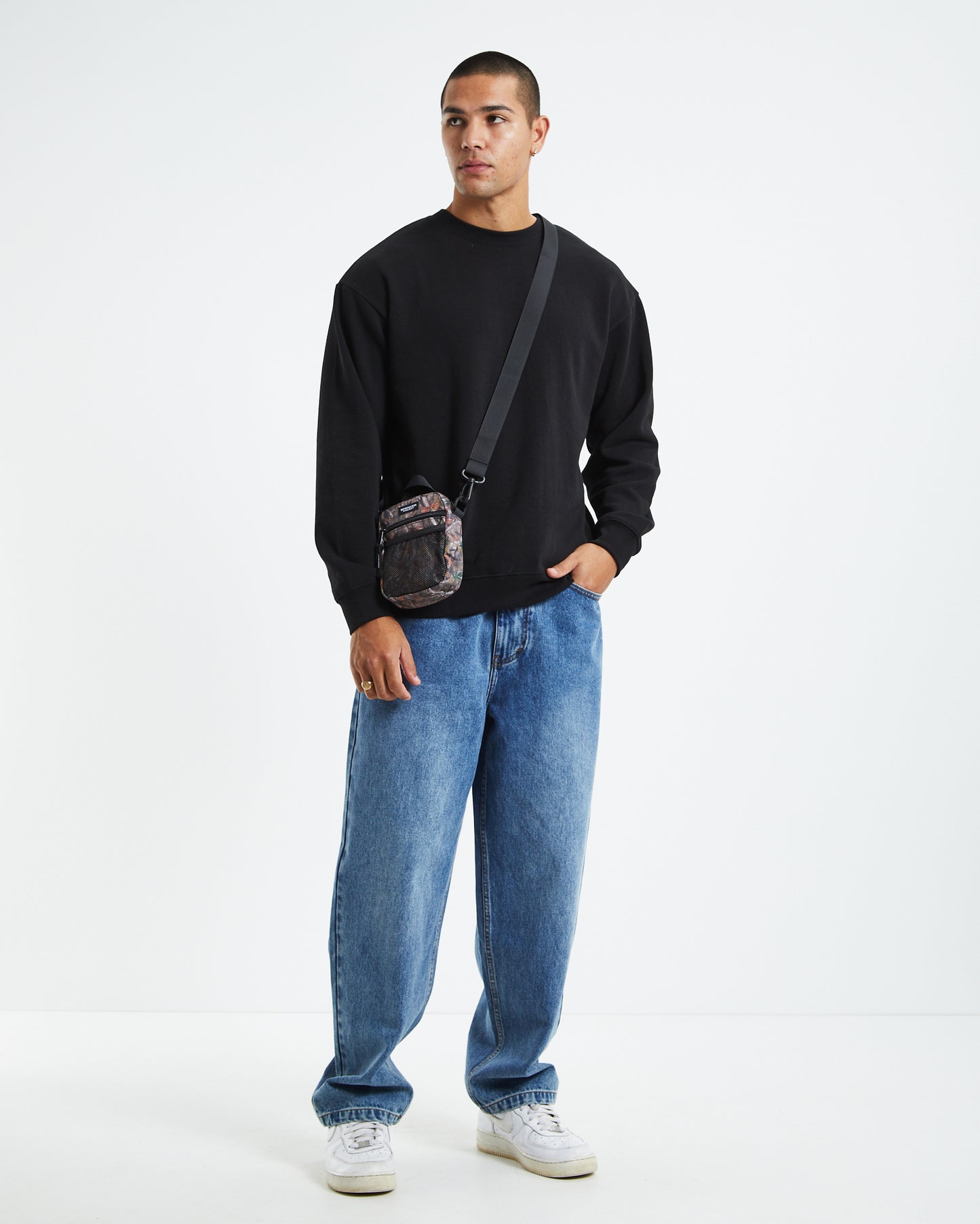 Crew Neck Jumper Black