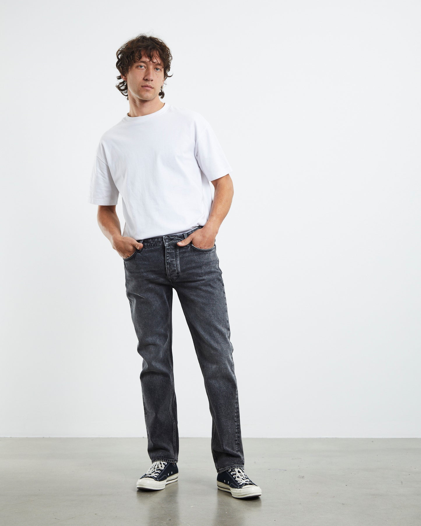Ray Straight Jeans Dead Moon Grey