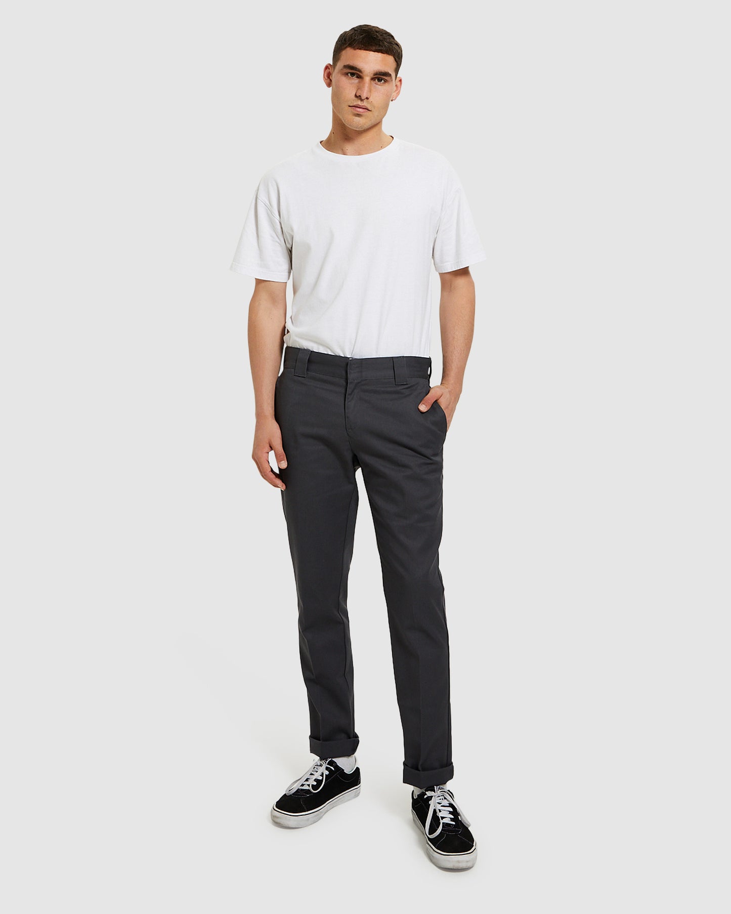 872 Slim Tapered Pants