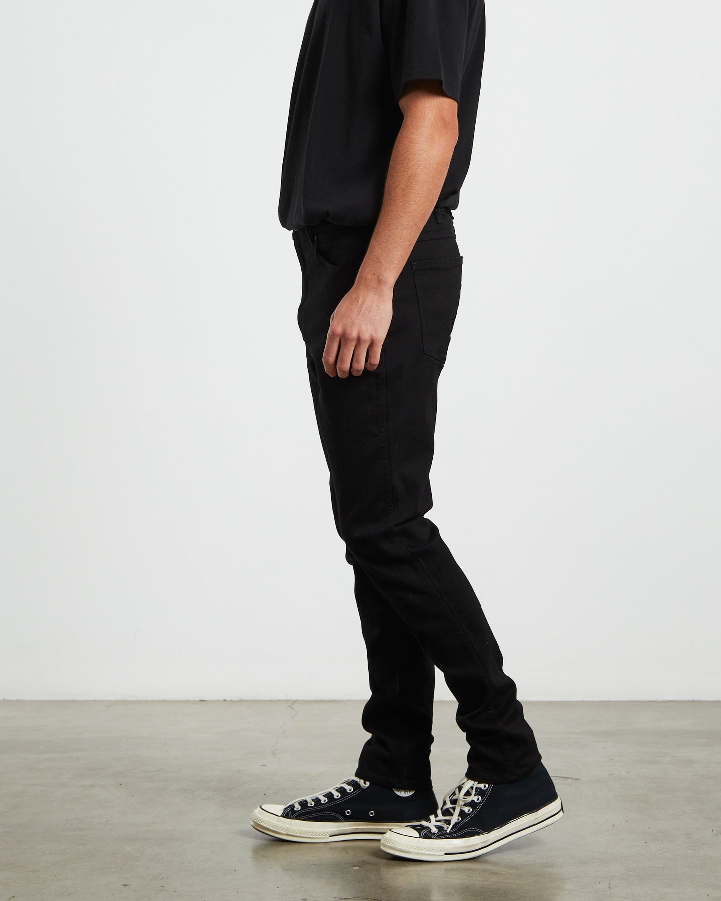 Sid Jeans in Super Sonic Black