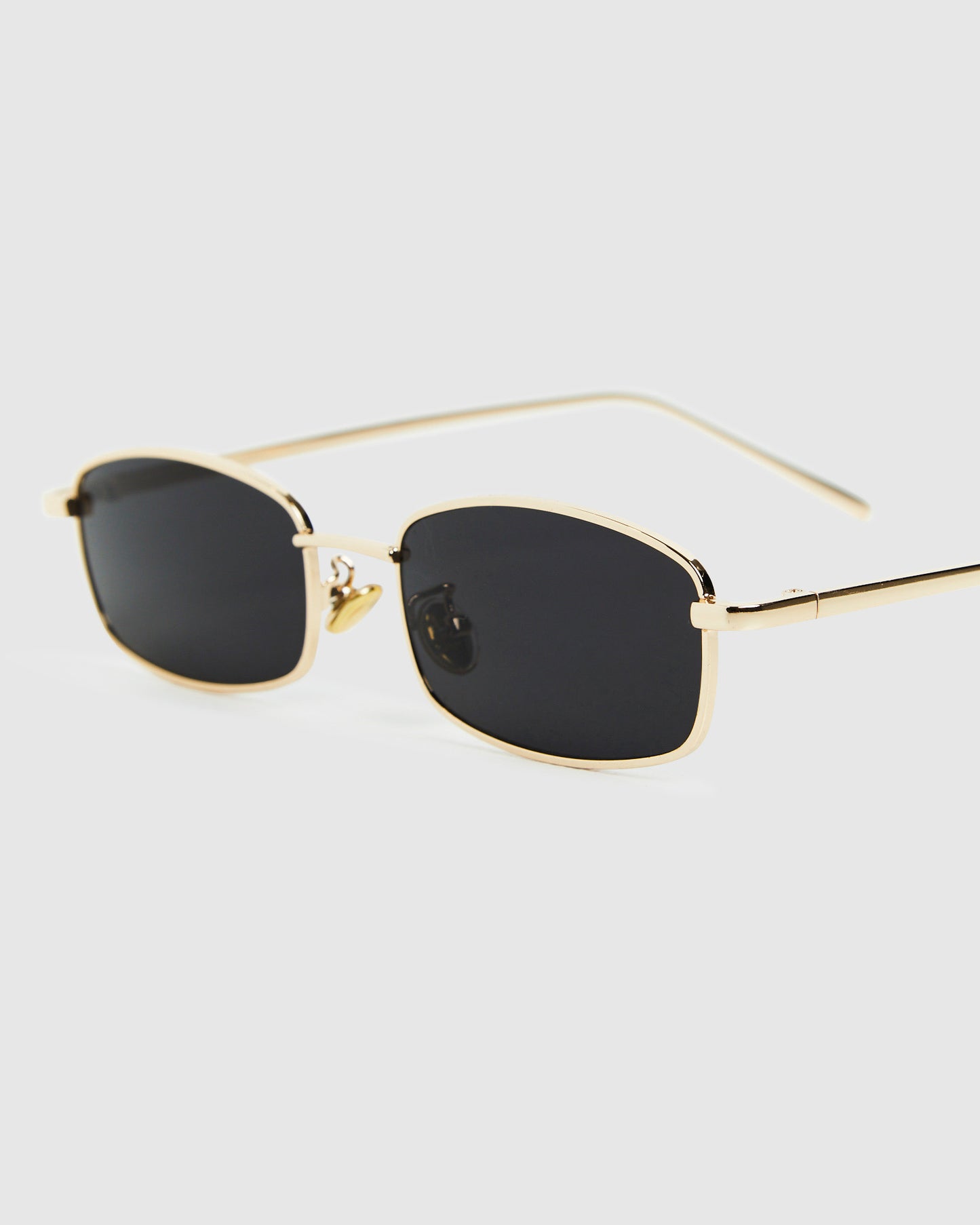 Mia Sunglasses Black/Gold