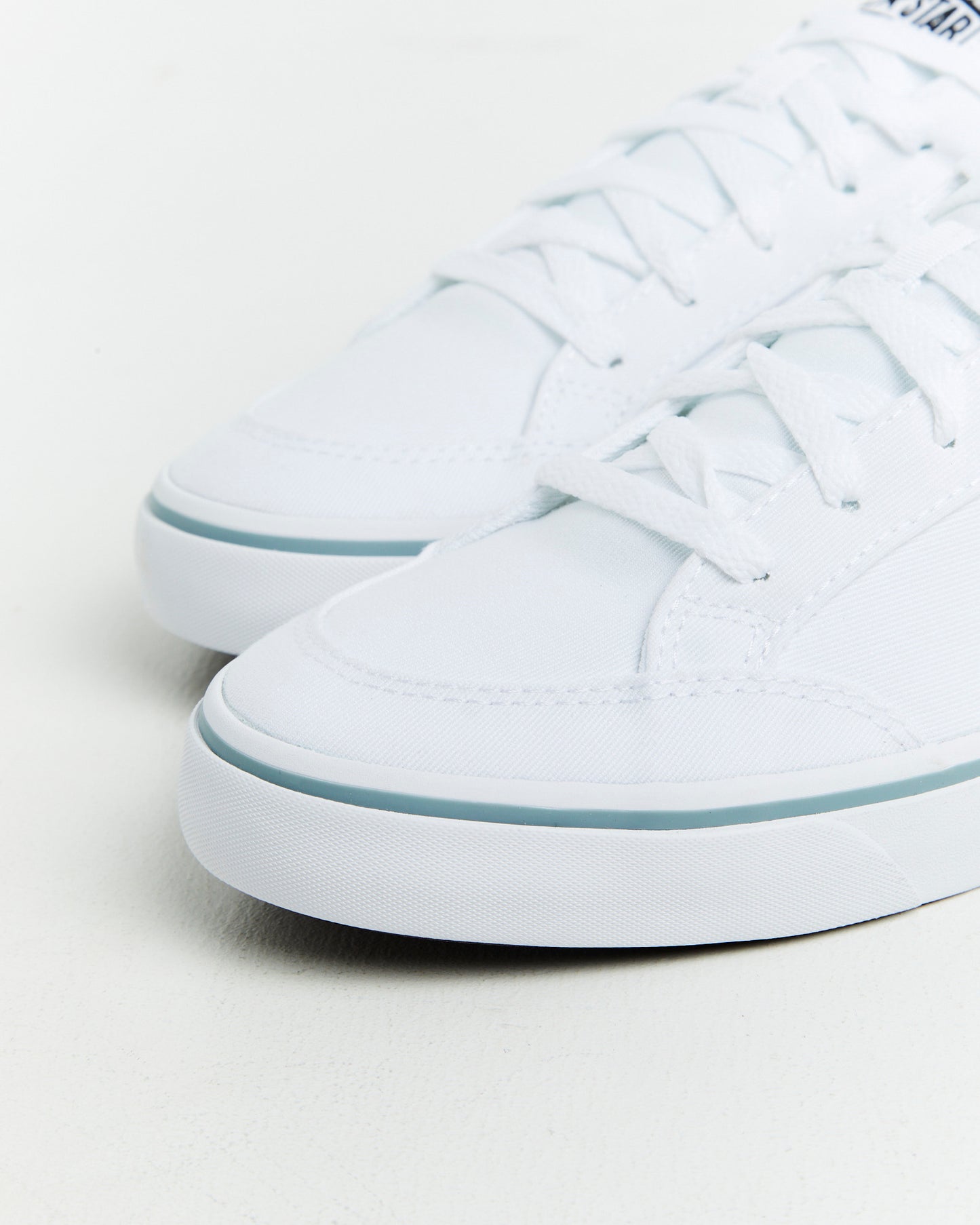 Tobin Jungle Cloth Sneakers White/Blue