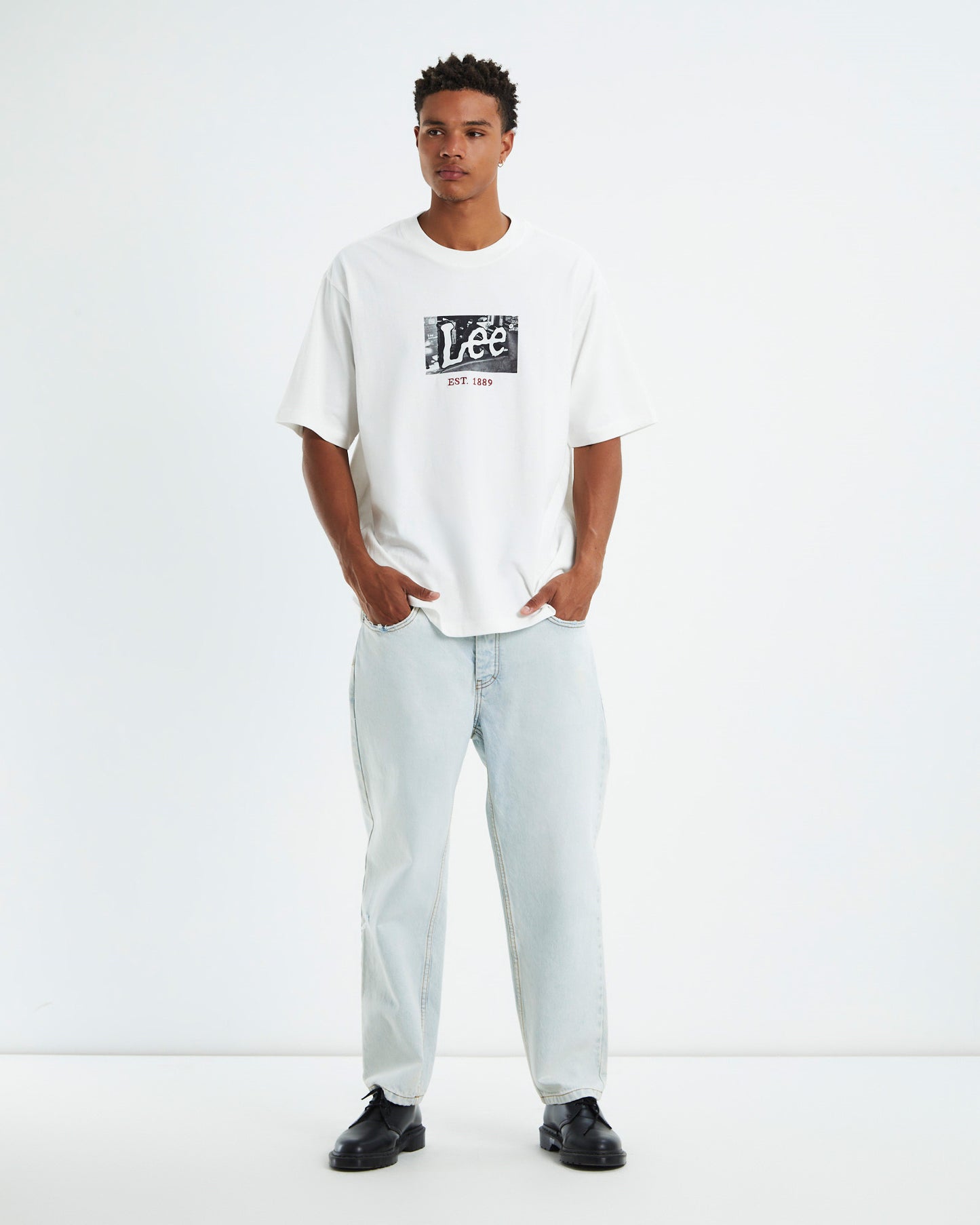 Dive Bar Baggy Short Sleeve T-Shirt Vintage White