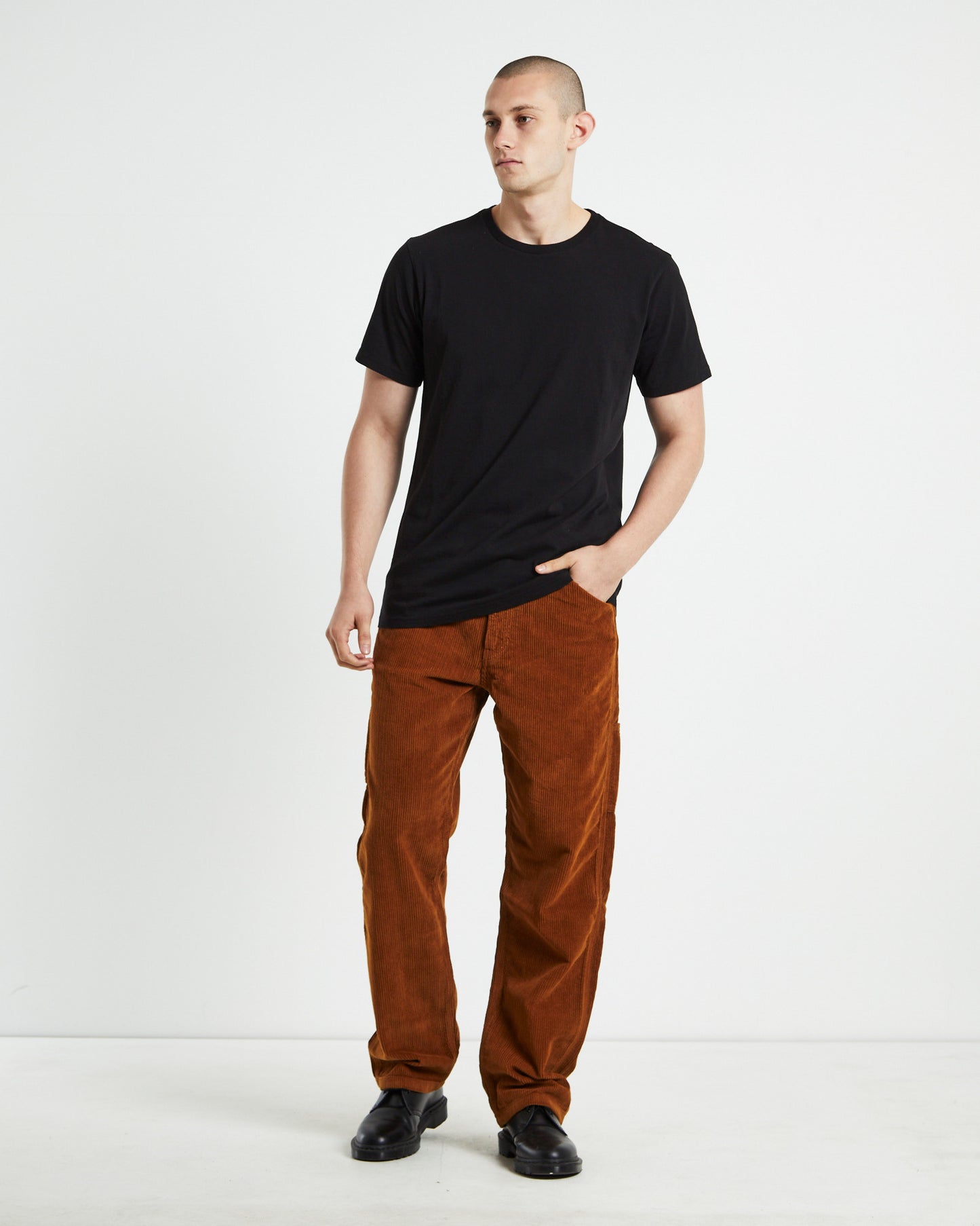 568 Stay Loose Carpenter Denim Jeans Monks Robe