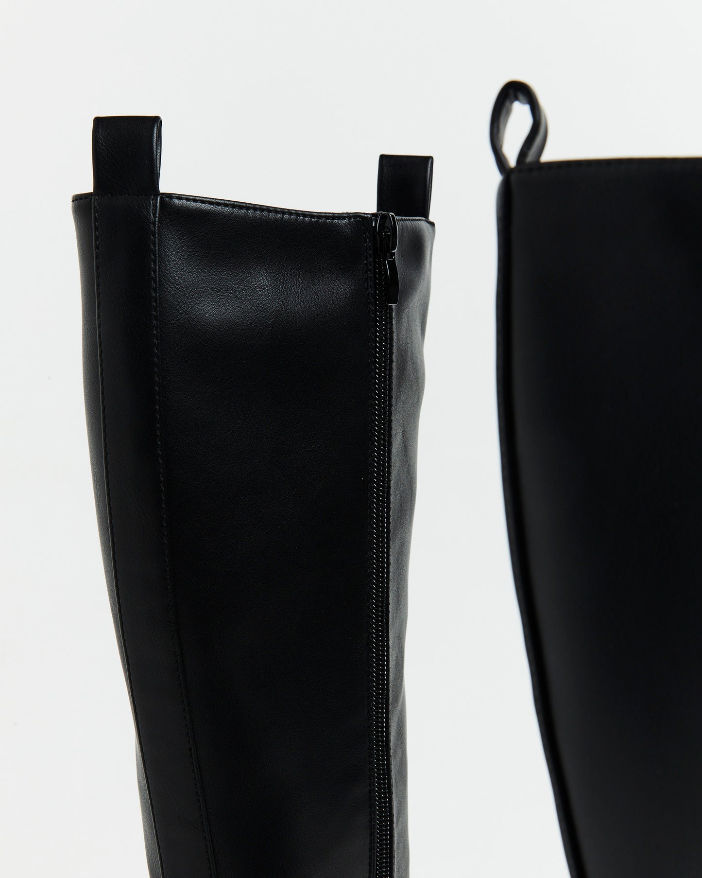 Blake Mid Boots in Black