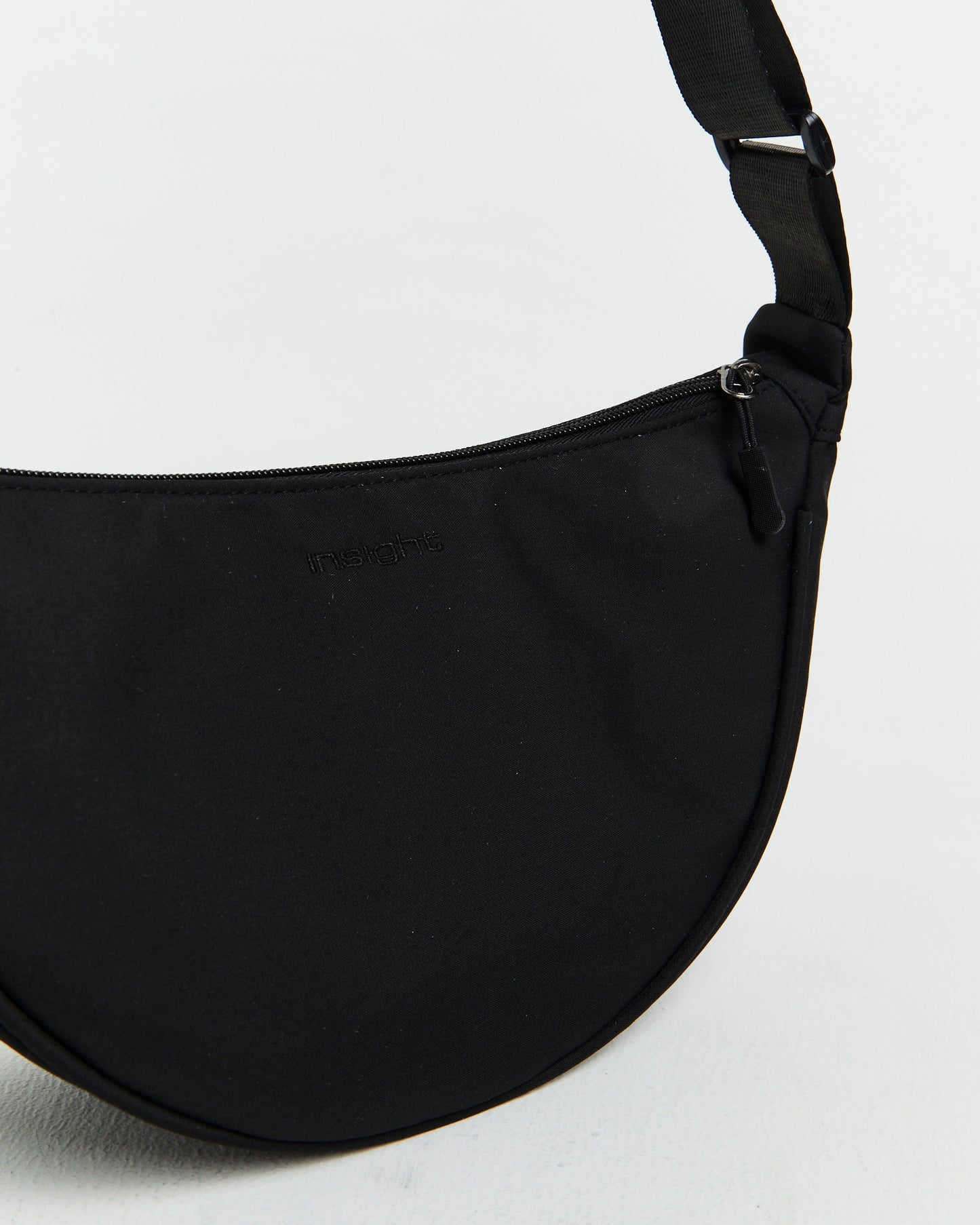 Cendre Stachel Bag in Black