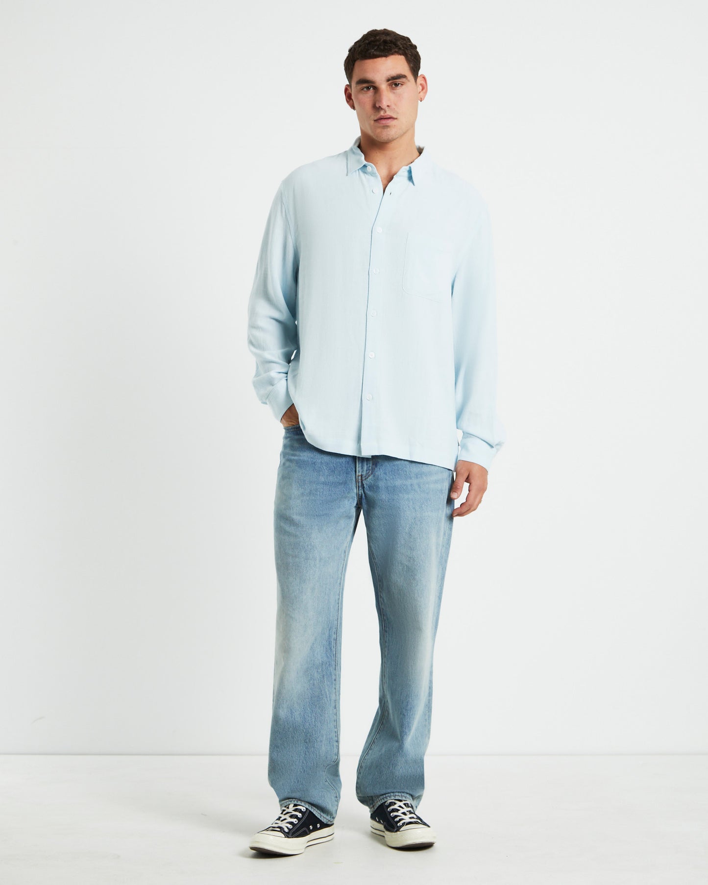 Harrison Linen Long Sleeve Shirt in Sky Blue