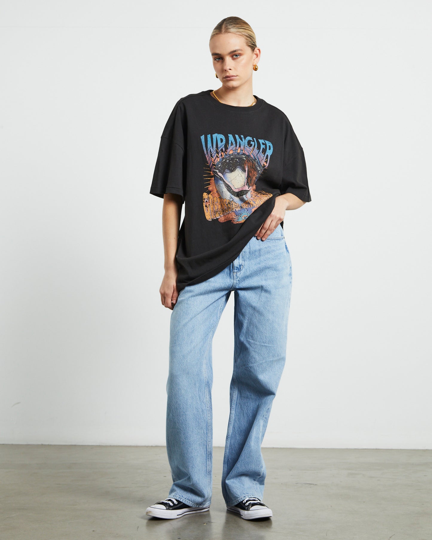 Boxy Slouch Short Sleeve T-Shirt in Transcending Black