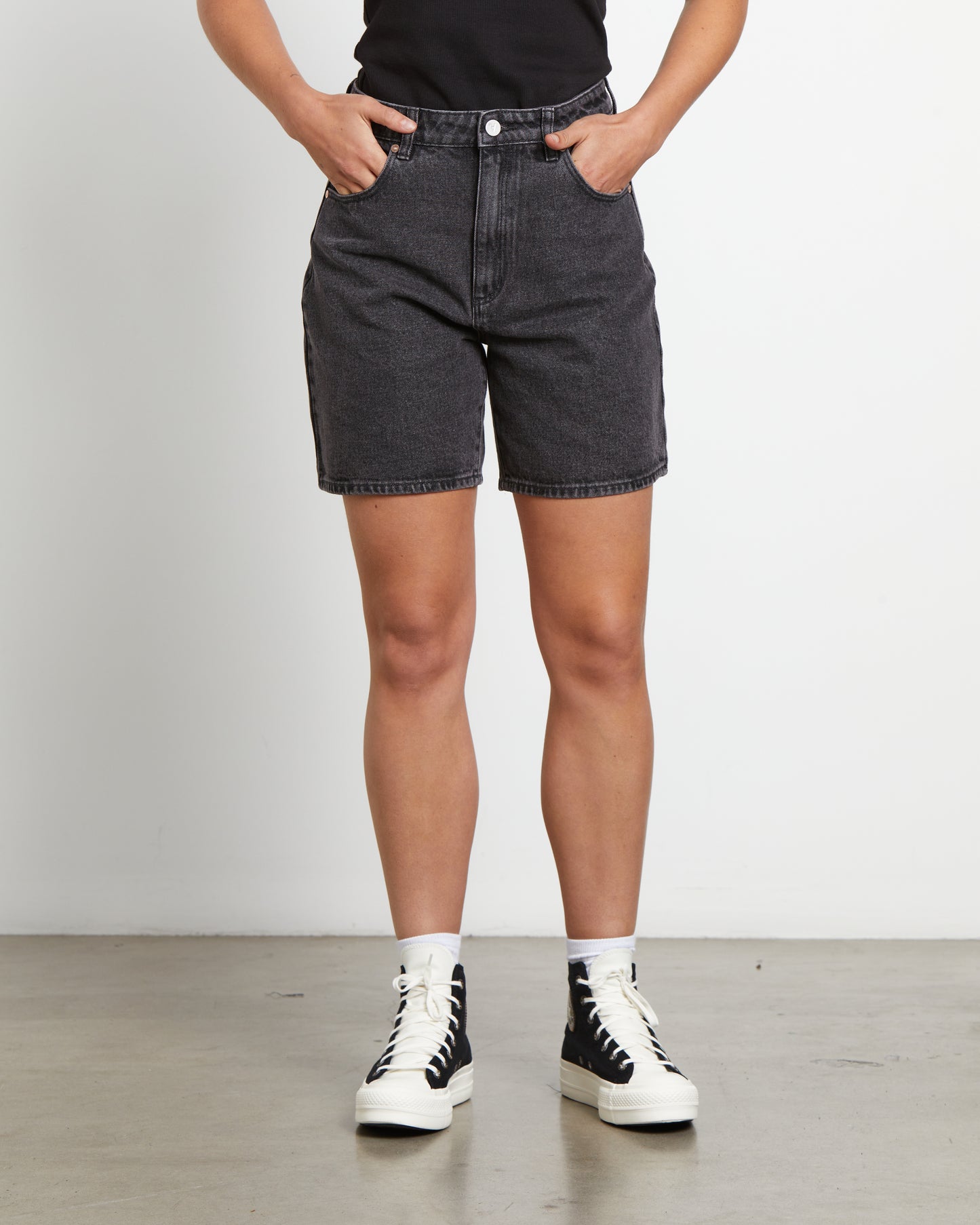 Carrie Denim Shorts in Piper Black