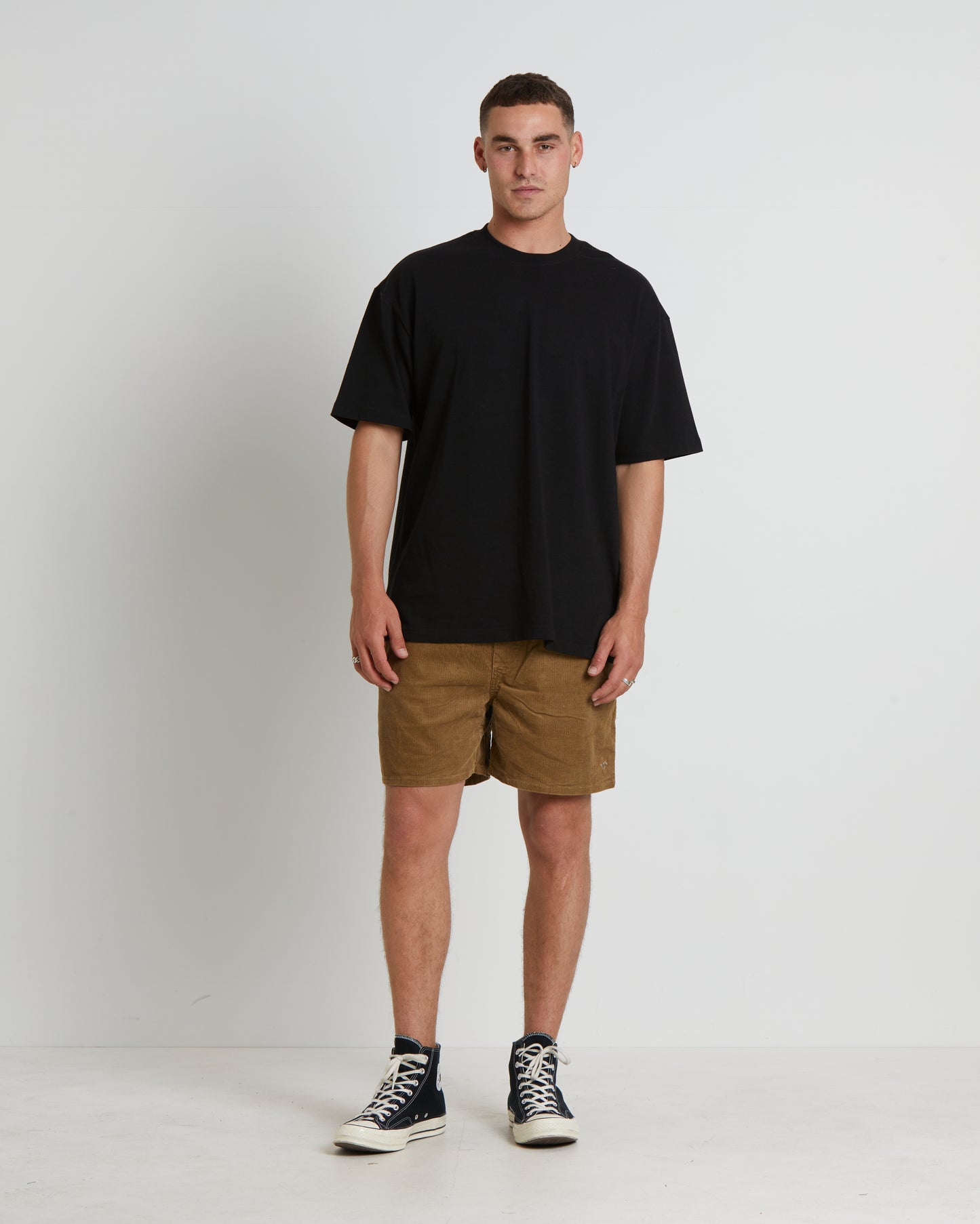 Roomie Shorts in Beach Grass