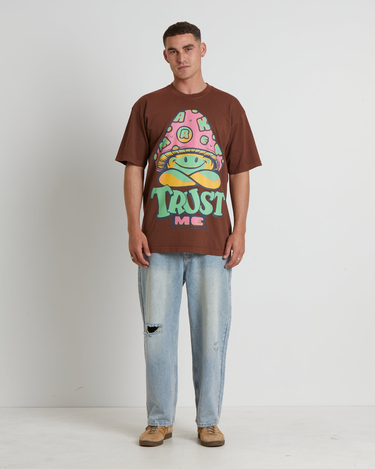 Smiley Guide T-Shirt in Acron