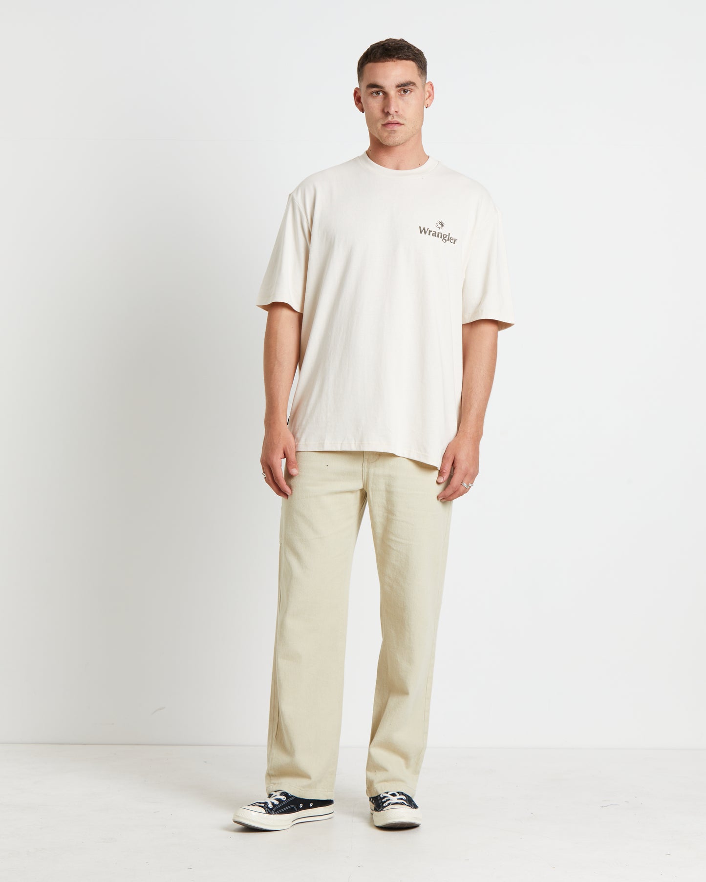 Sun Yung Slacker Short Sleeve T-Shirt in Ecru