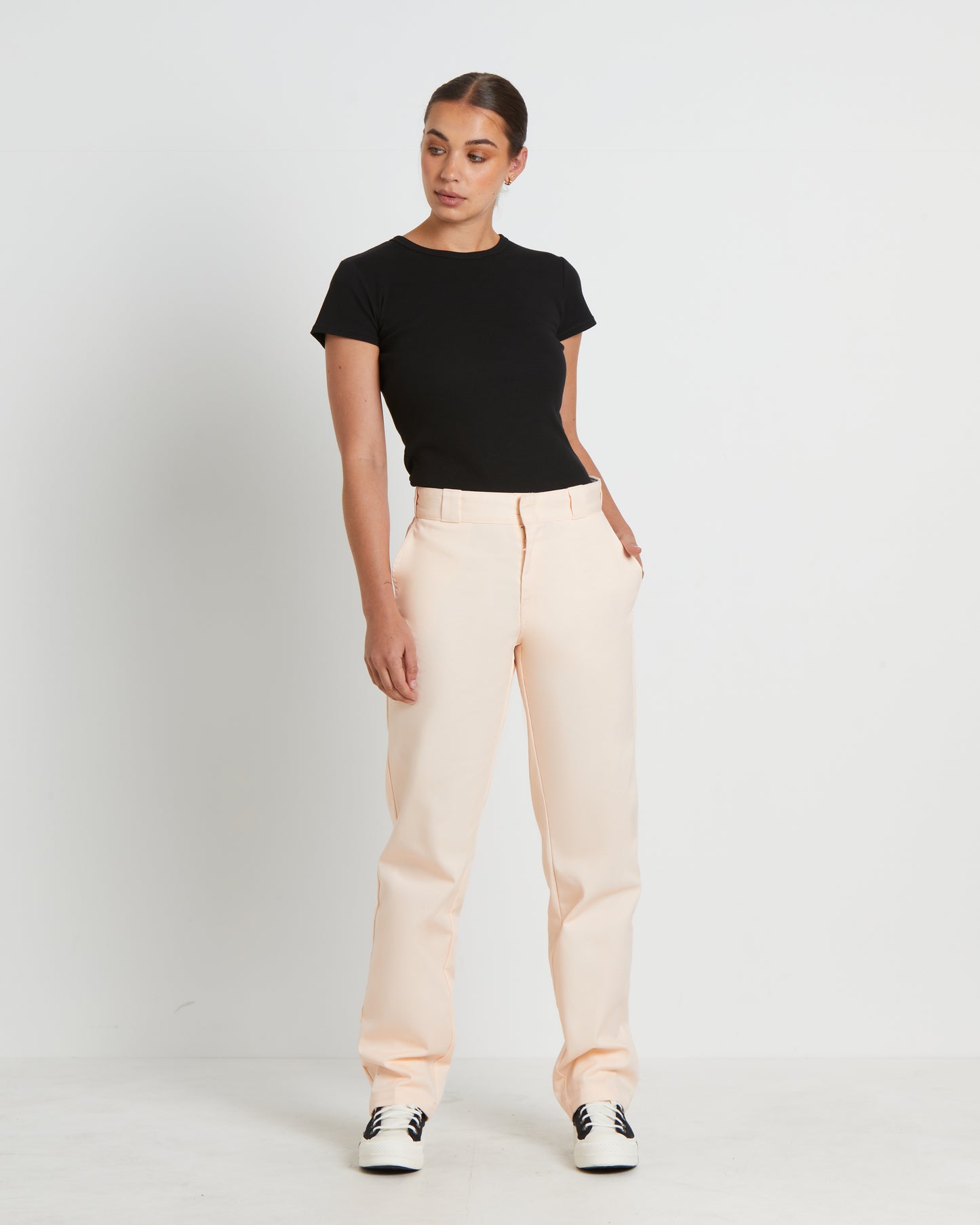 876 Pants in Peach