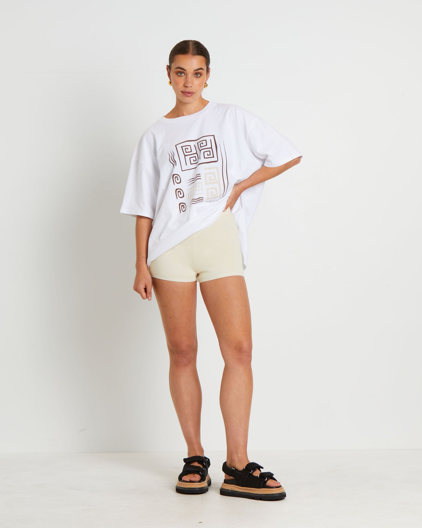 Bonnie Knitted Hot Shorts in Oat Beige