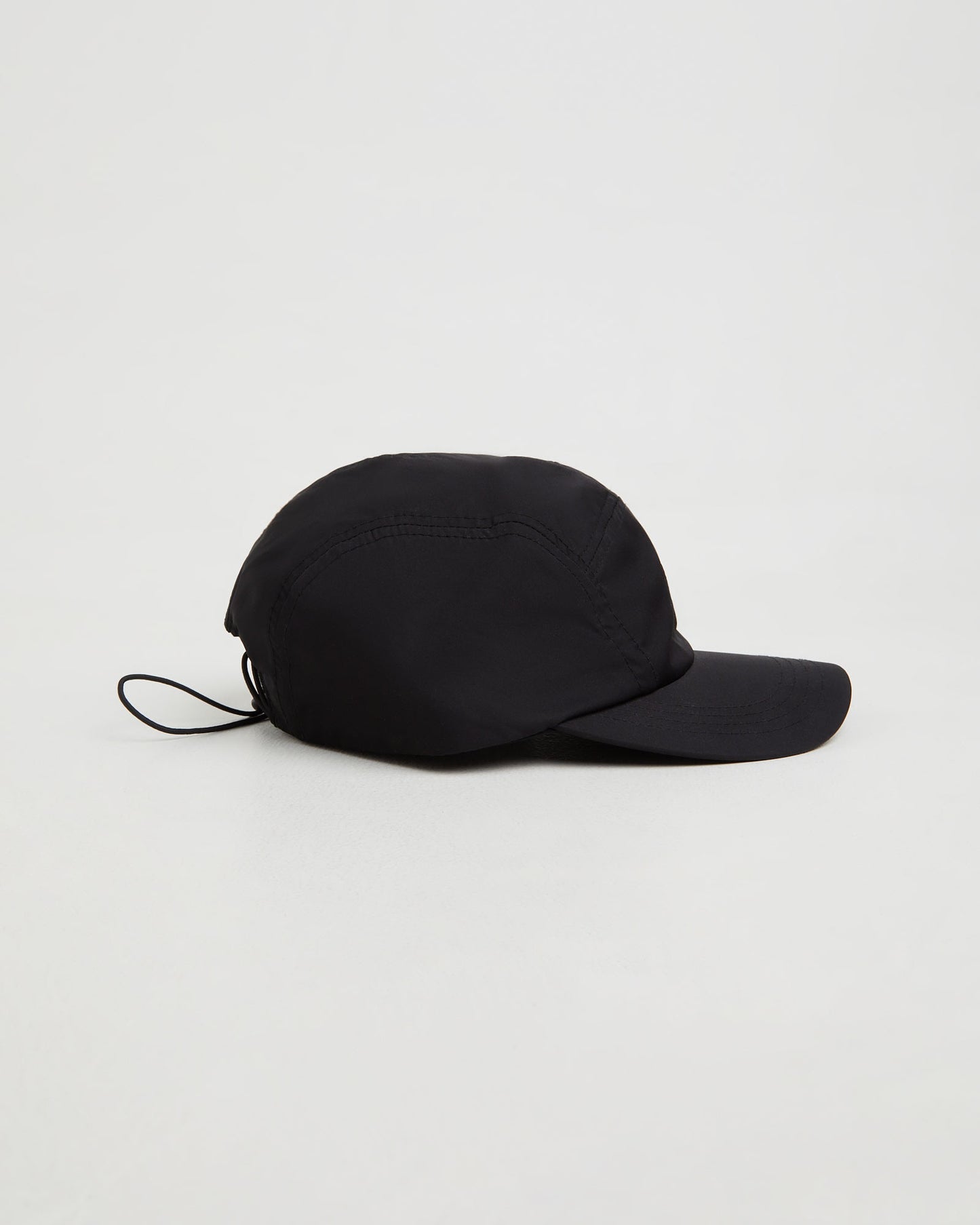 Hiking Cap in Black